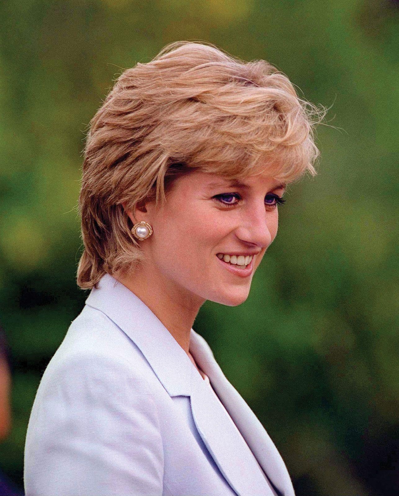 1290x1600 Princess Diana HD Wallpaper, Phone