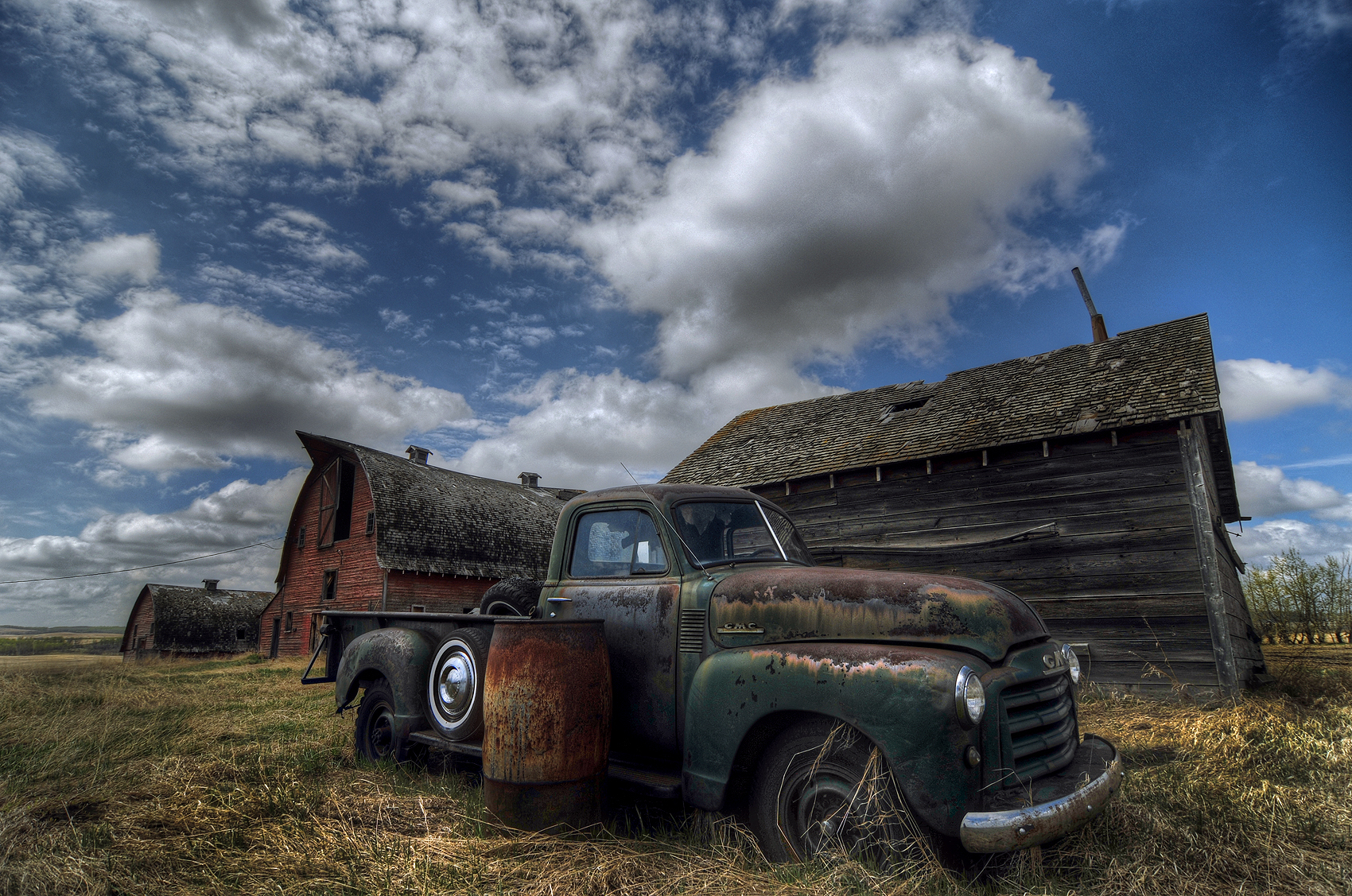 1700x1130 Wallpaper, old, car, abandoned, sky, vehicle, farm, Canada, Nikon, barn, Alberta, GMC, Truck, cloud, rusty, auto, d300s, screenshot, tokina, rural area, automobile make, off roading, rustbucket, Desktop