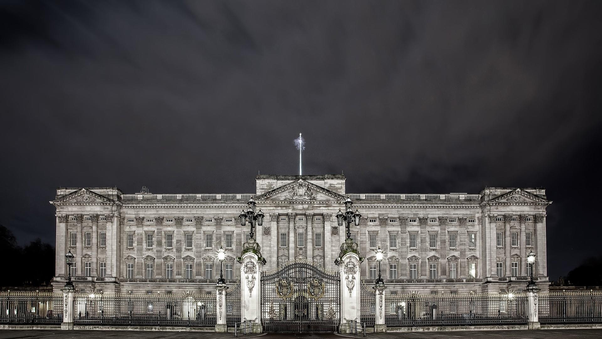 1920x1080 Buckingham Palace At Night Wallpaper. Wallpaper Studio 10, Desktop