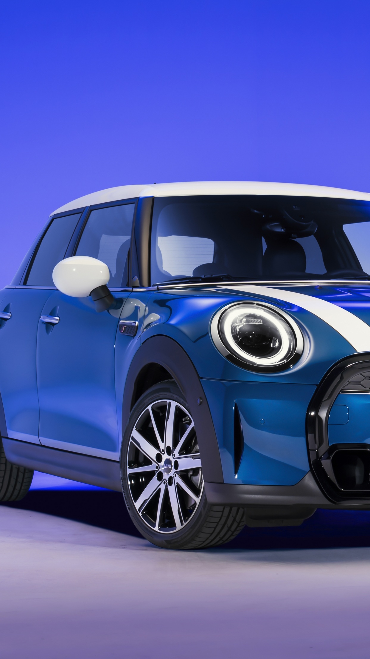 1250x2210 MINI Cooper 5 Door Wallpaper 4K, 5K, Phone