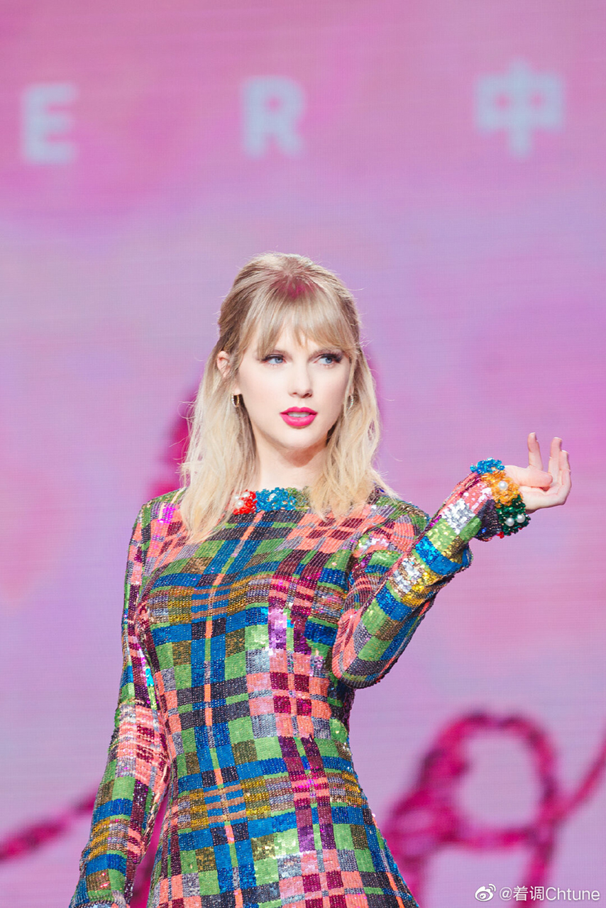 860x1280 Wallpaper, Taylor Swift, women, blonde, singer, blue eyes, pink lipstick, concerts, Phone