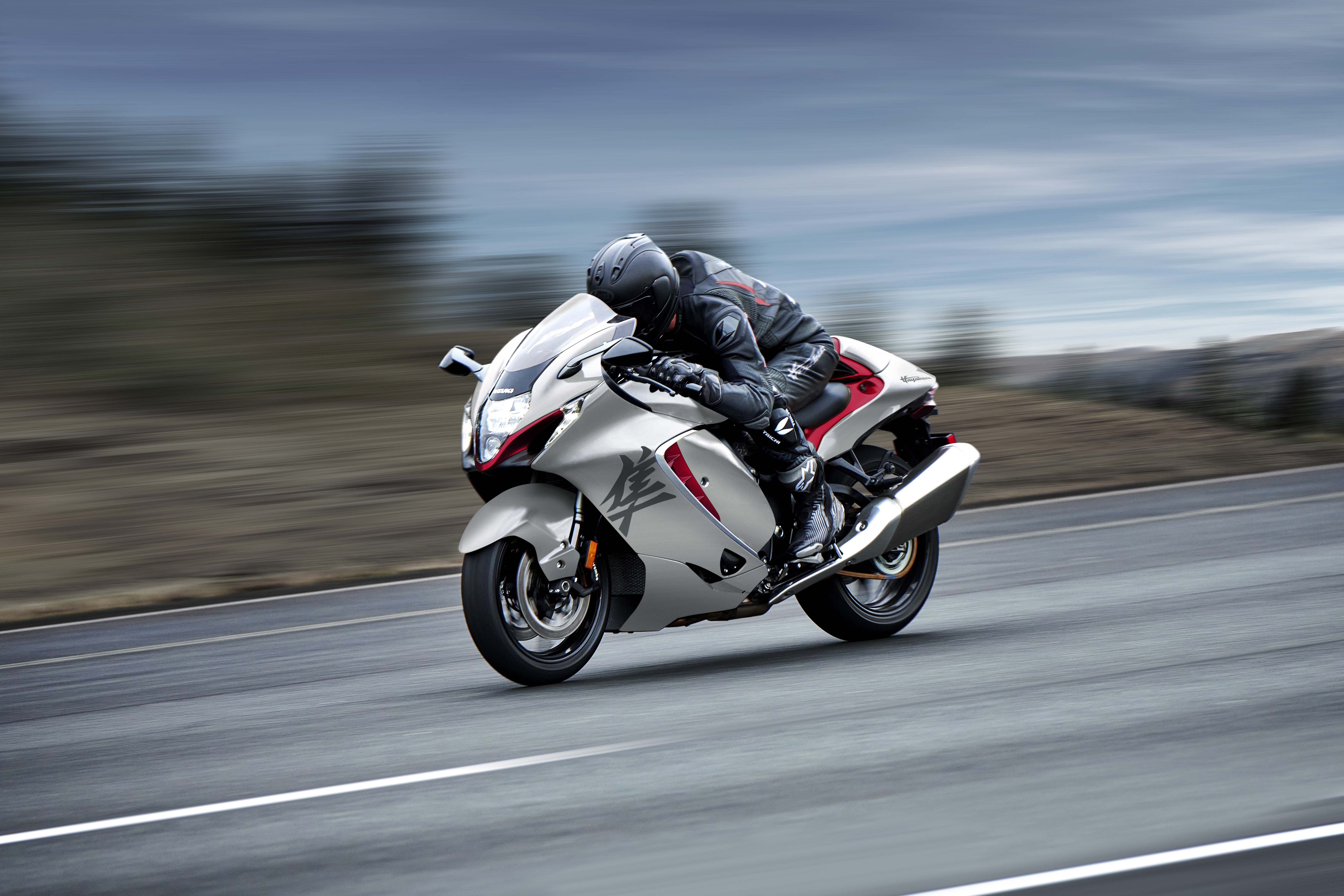 6810x4540 Suzuki Hayabusa Wallpaper 4K, 5K, Bikes, Desktop