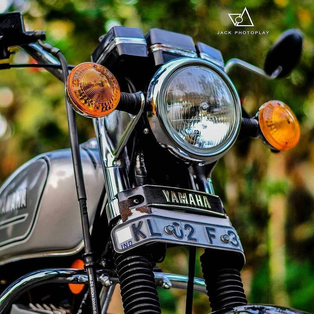 1080x1080 Yamaha Rx 100 Bike Wallpaper, Phone