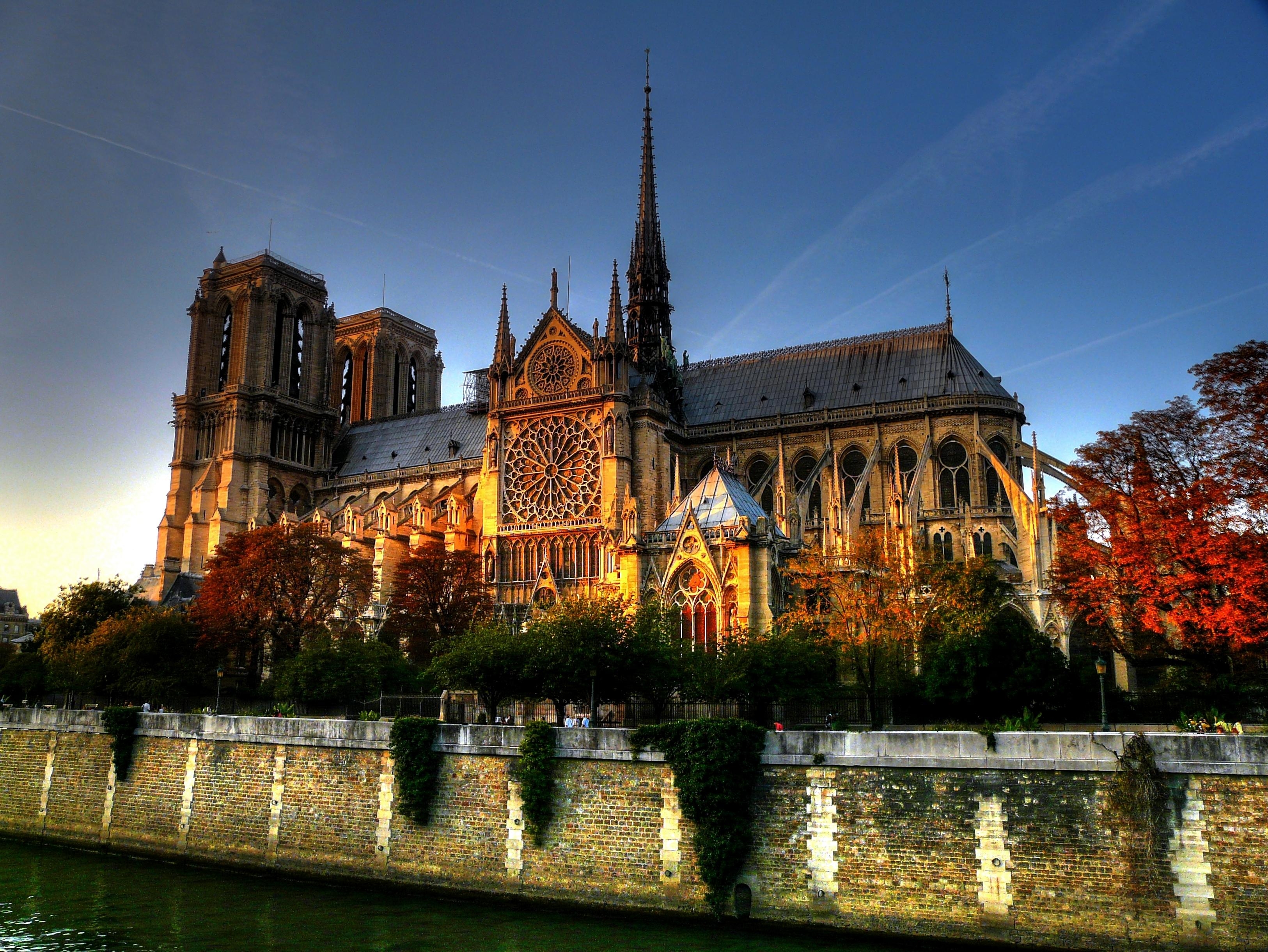 3260x2450 px Notre Dame Cathedral Wallpaper, Desktop