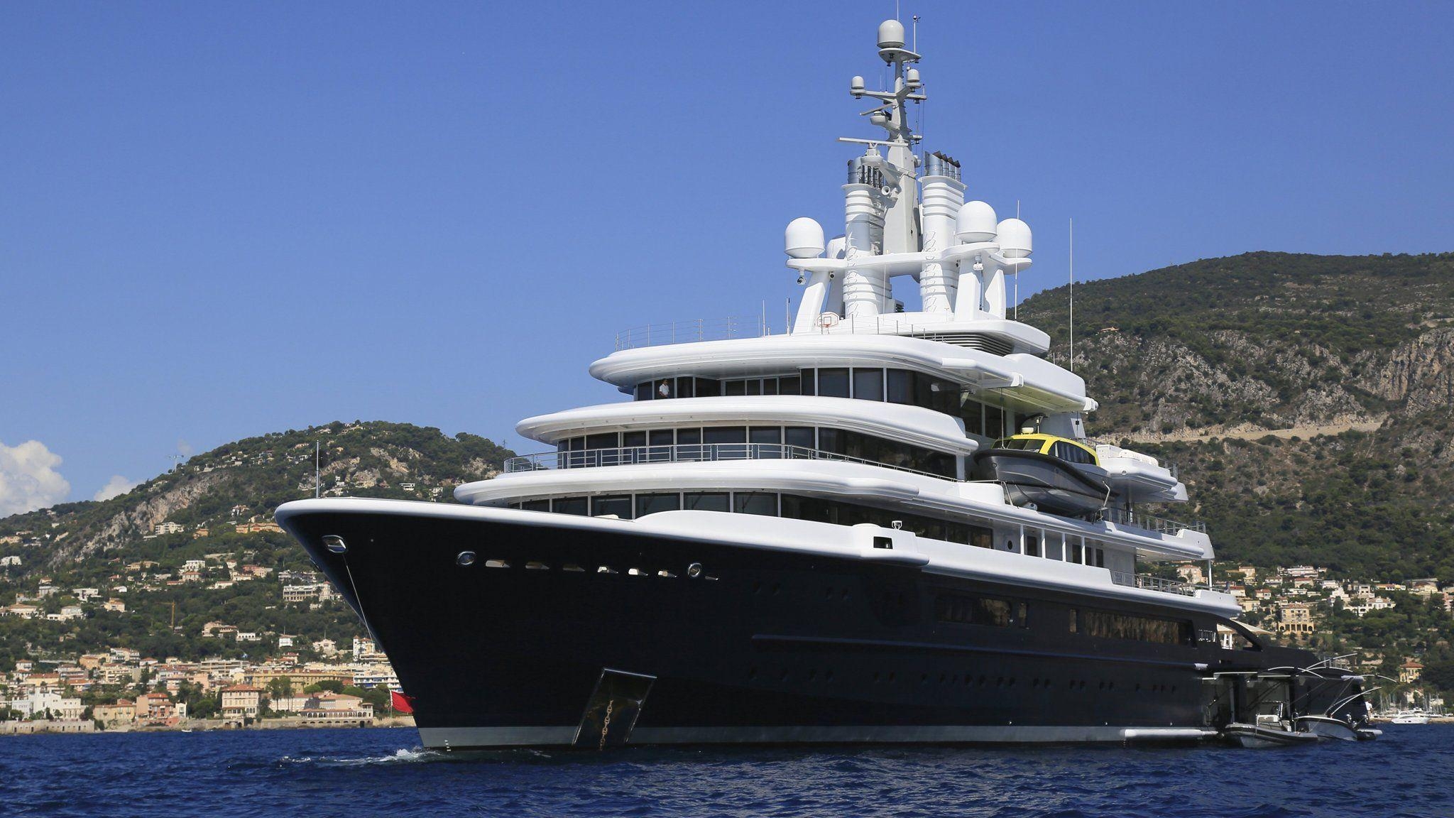 2050x1160 Russian billionaire's superyacht given to former wife in divorce, Desktop