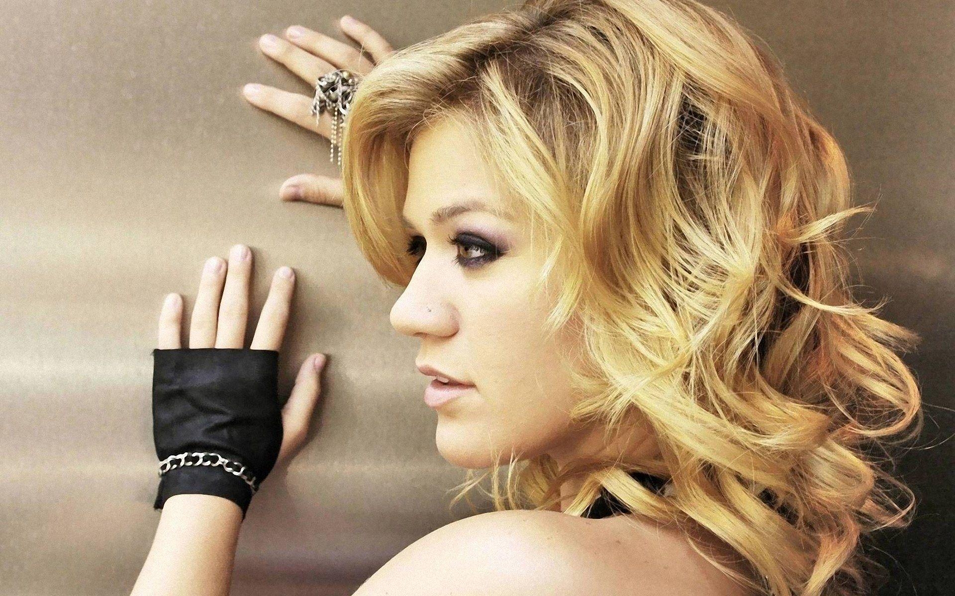 1920x1200 HD Kelly Clarkson Wallpaper, Desktop