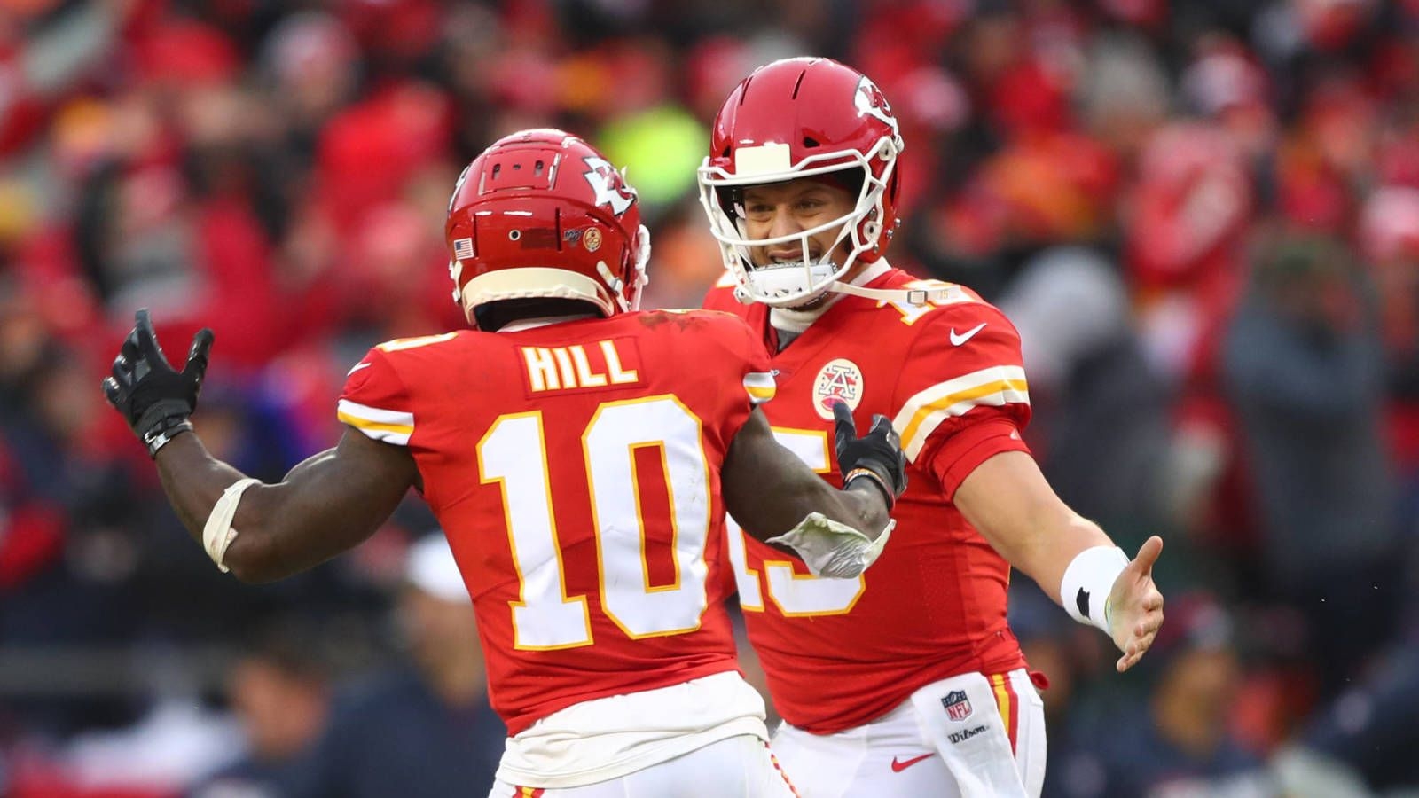 1600x900 Tyreek Hill on Patrick Mahomes contract: 'I thought he was worth more than $500 million', Desktop