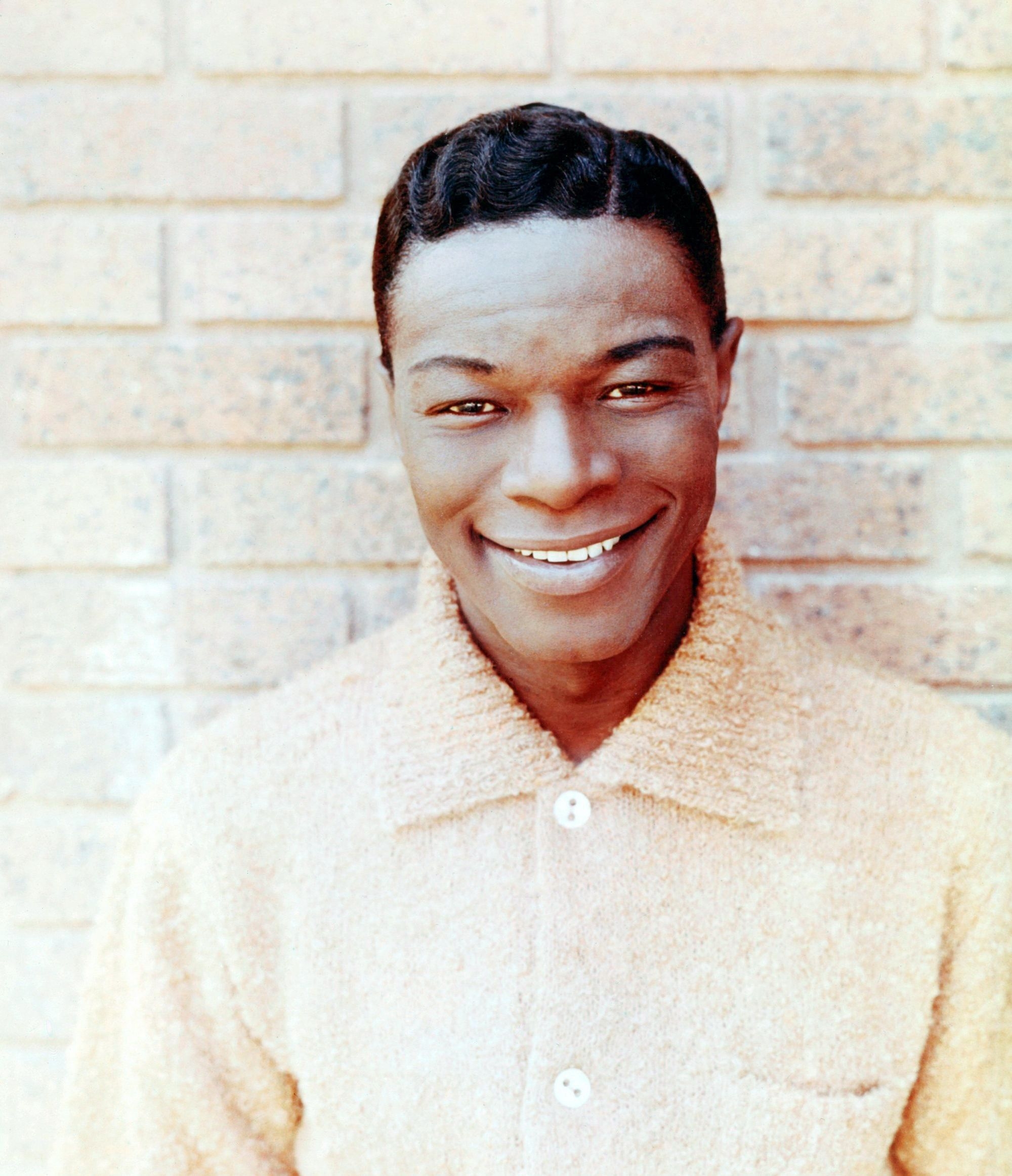 2000x2330 Nat King Cole, Phone