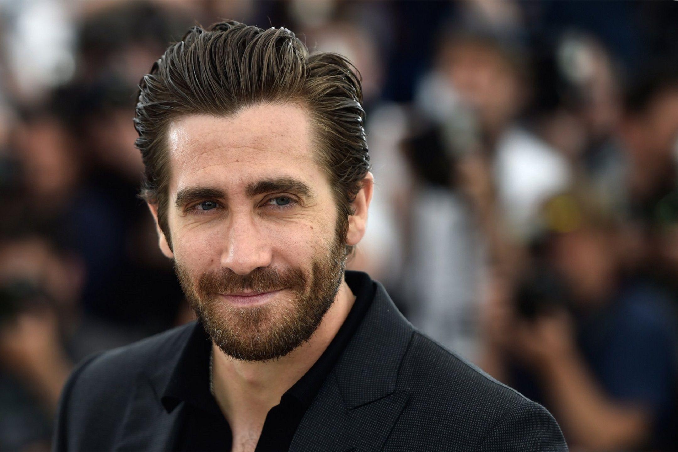 2160x1440 Jake Gyllenhaal Wallpaper Image Photo Picture Background, Desktop