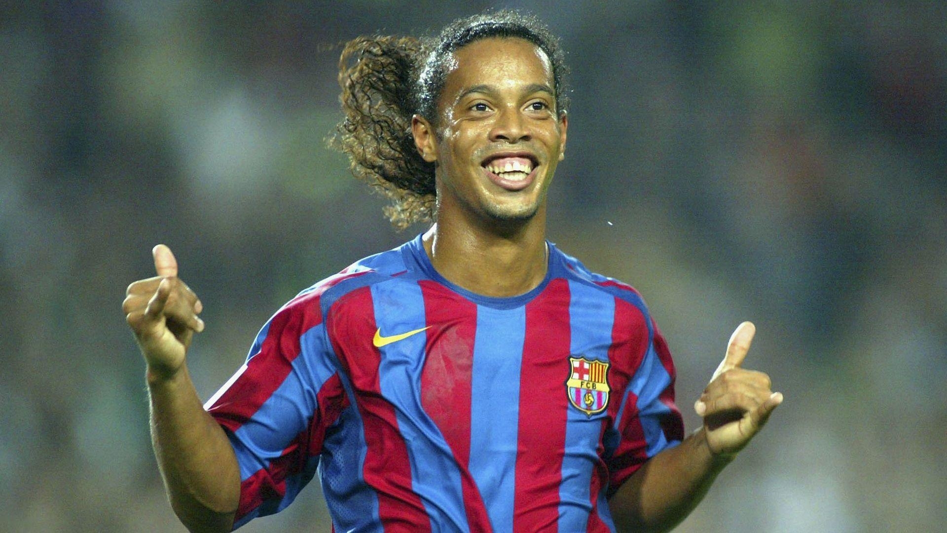 1920x1080 Ronaldinho, Messi and the players Wenger missed out on, Desktop