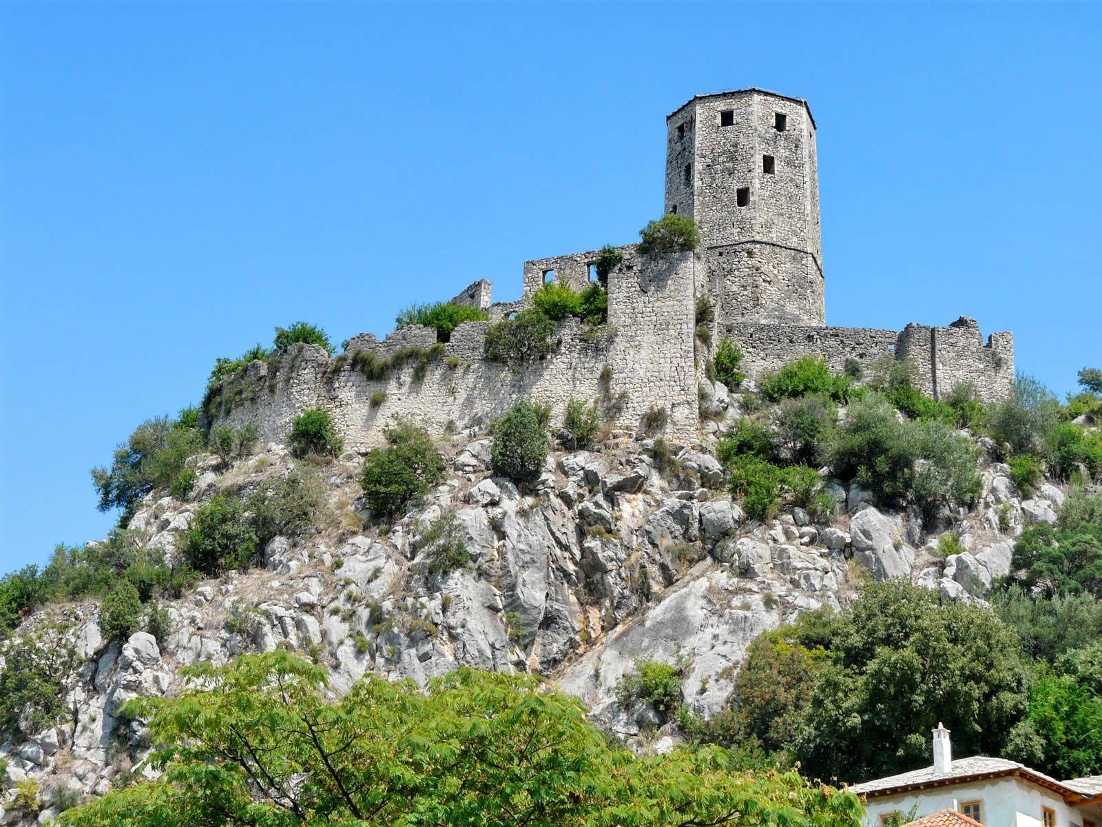 1600x1200 bosnia and herzegovina castle. HD Windows Wallpaper, Desktop