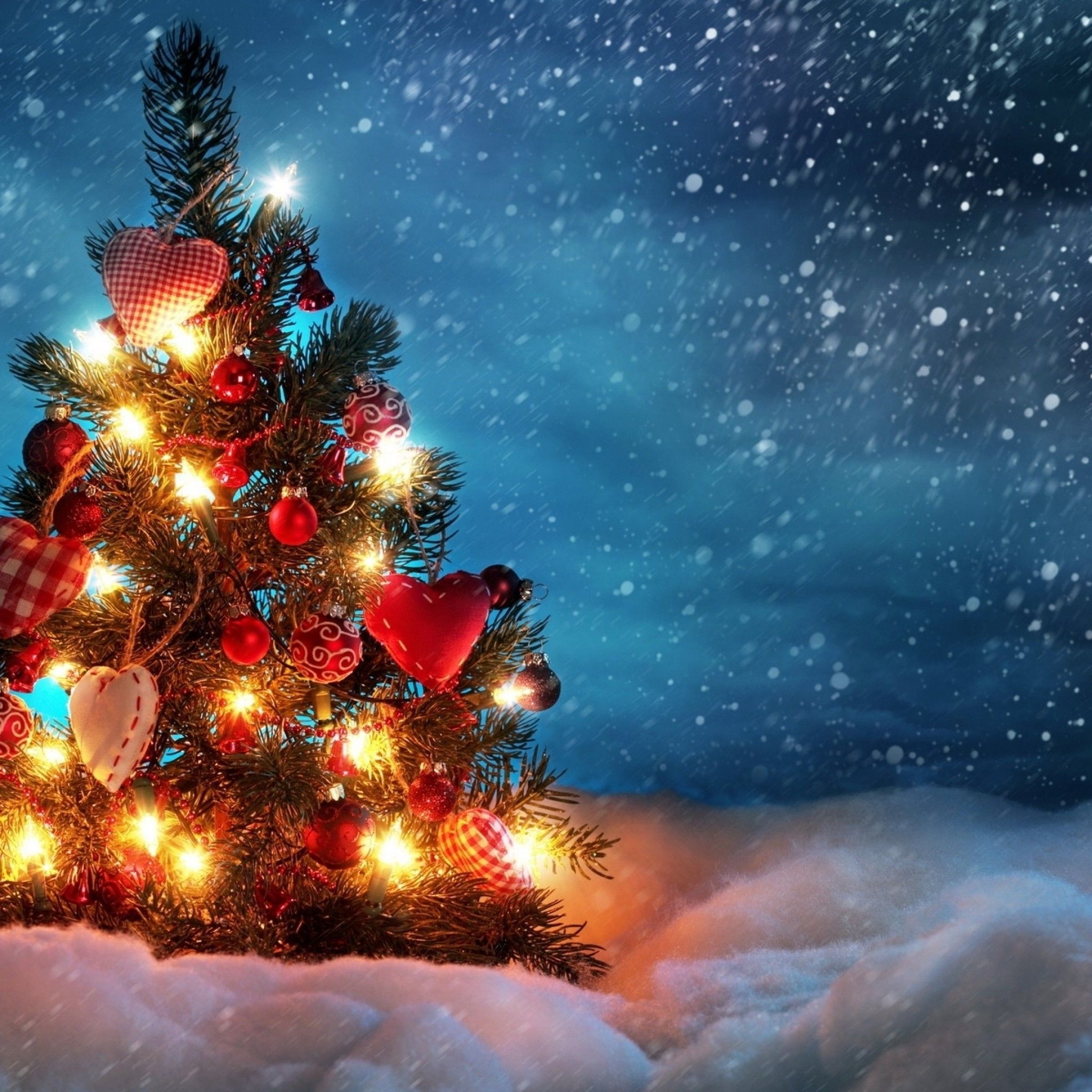 2050x2050 Animated Christmas Wallpaper for iPad, Phone