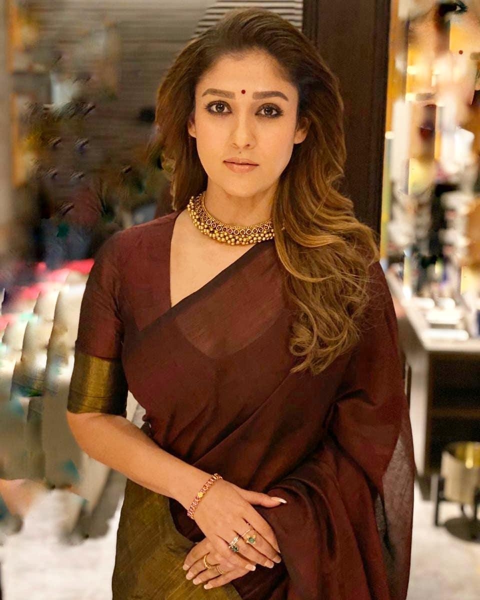 960x1200 PHOTOS: 5 Times Nayanthara unleashed her inner desi girl when she donned a saree; Check it out, Phone