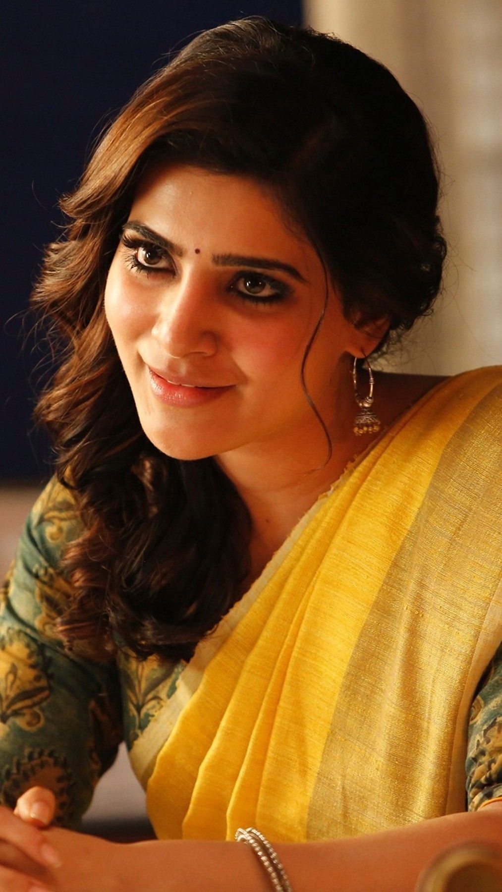 1020x1800 Samantha Ruth looking very cute in saree mobile wallpaper, Phone