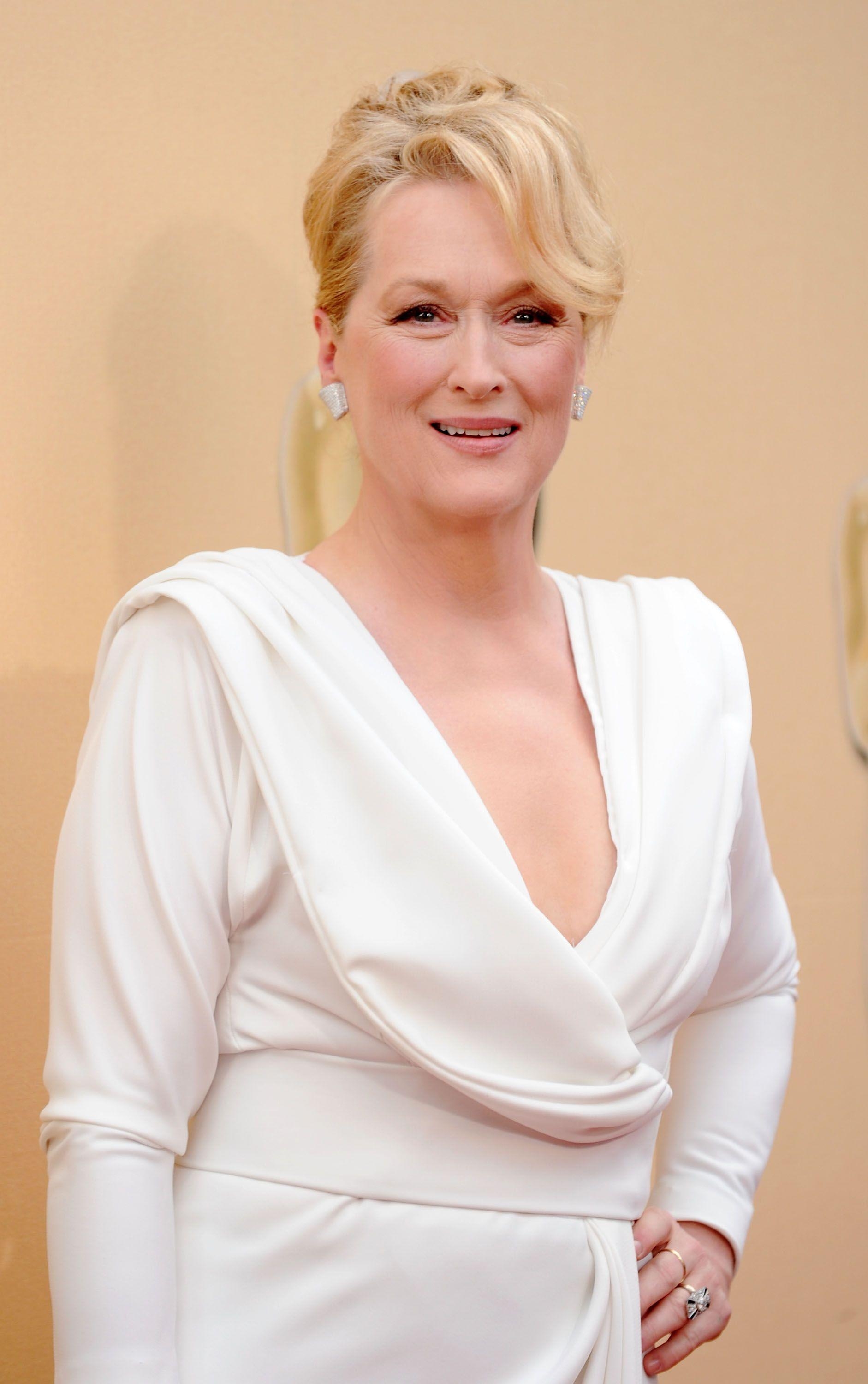 1890x3000 Meryl Streep wallpaper, Phone