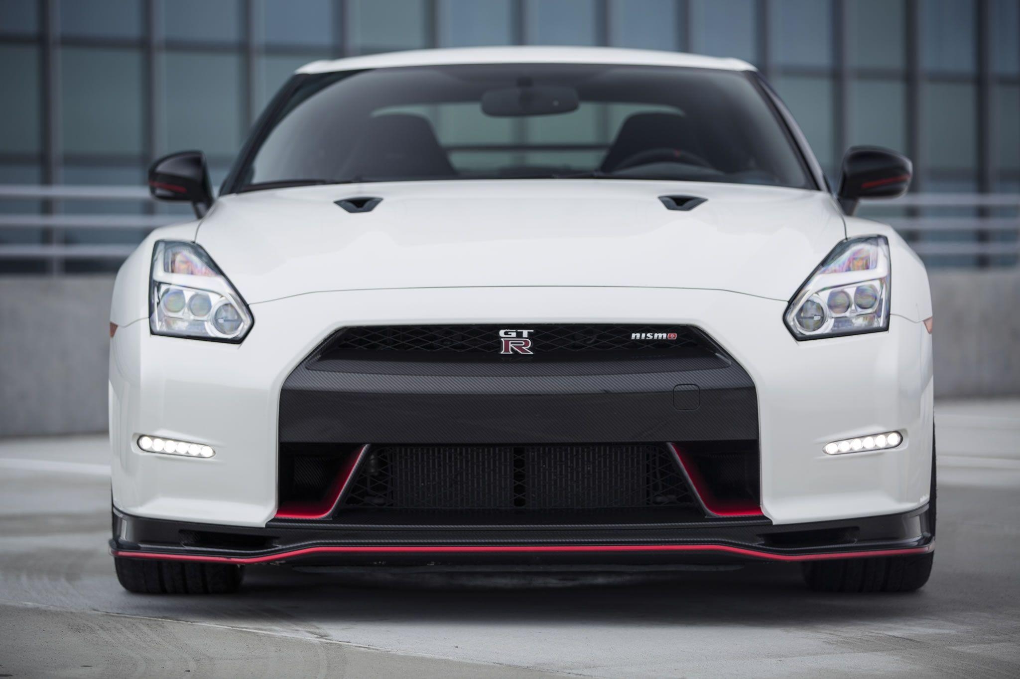 2050x1370 Nissan Skyline Gtr R35 Wallpaper HD Background, Desktop