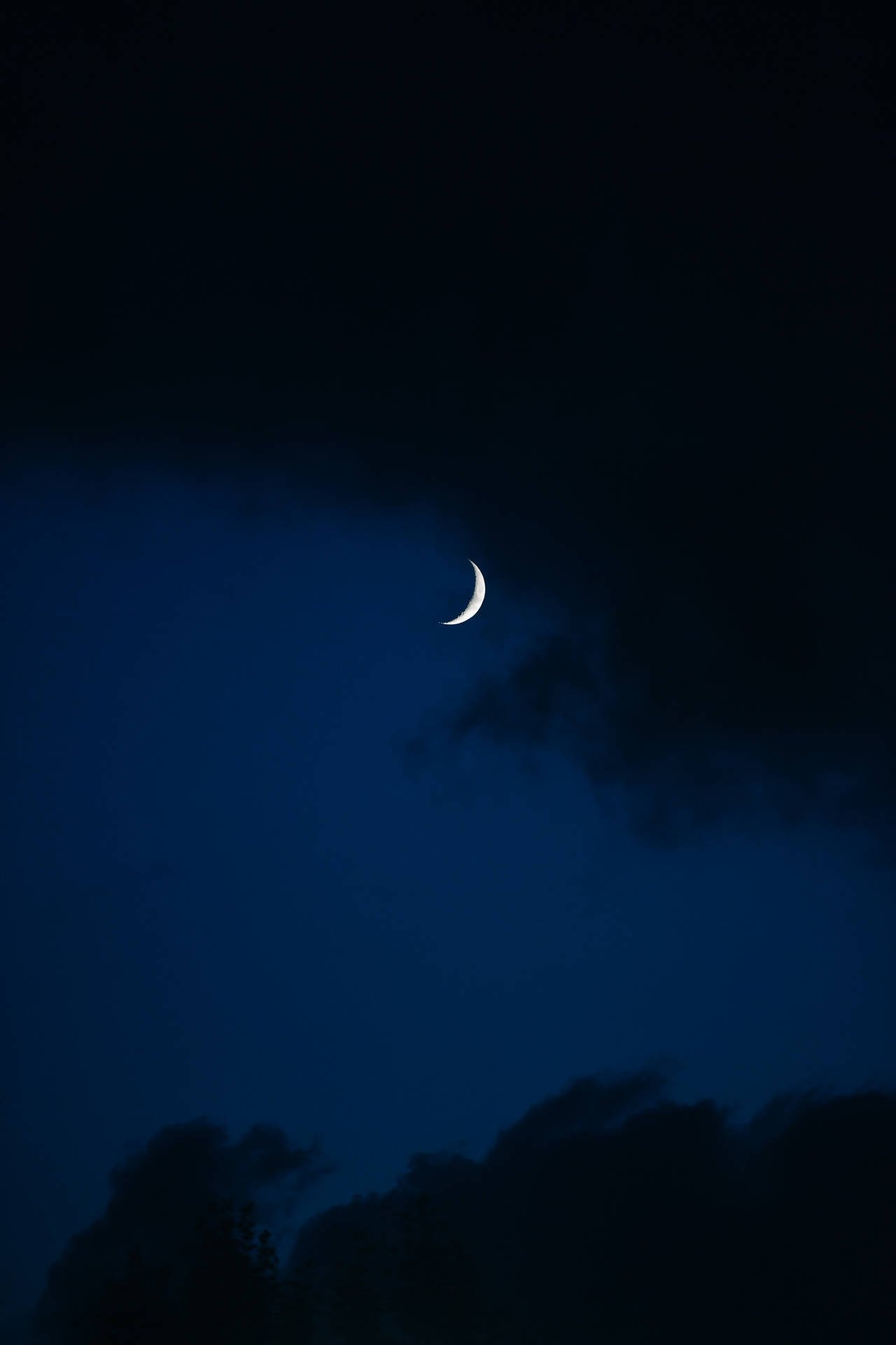 1280x1920 Download Crescent Moon 4k iPhone 11 Wallpaper, Phone