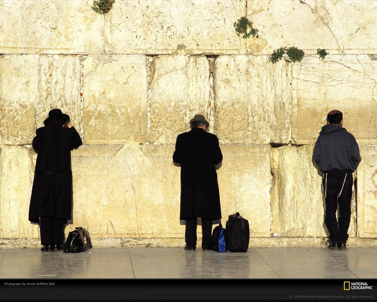 1280x1030 Western Wall Pilgrims Photo, Western Wall Wallpaper, Download, Desktop