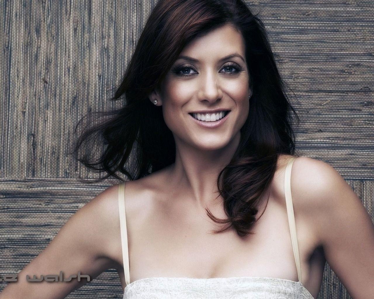 1280x1030 Kate Walsh Wallpaper Download, Desktop