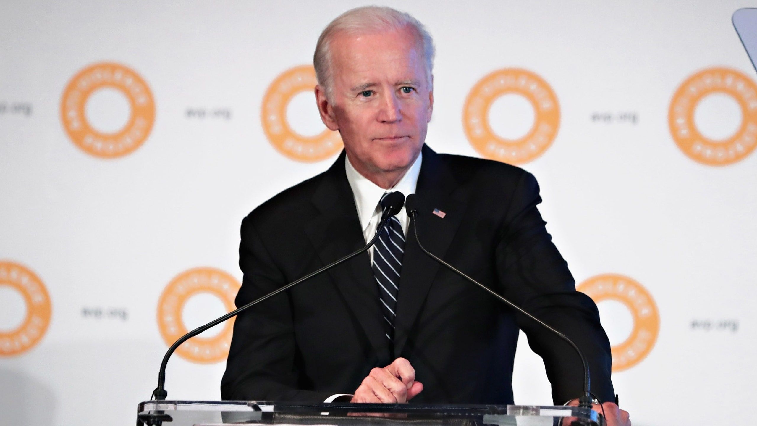 2560x1440 Joe Biden Opened Up About How He Copes With Grief, Desktop