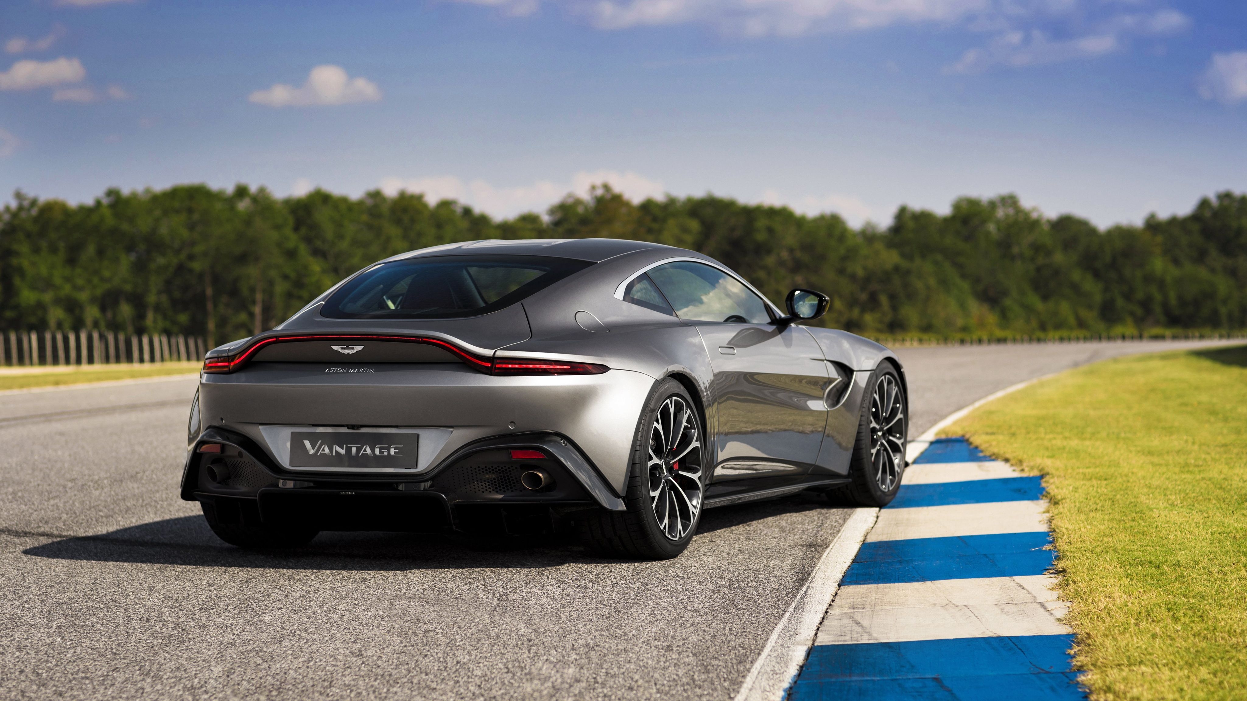 4100x2310 Aston Martin Vantage 4K 3 Wallpaper. HD Car Wallpaper, Desktop