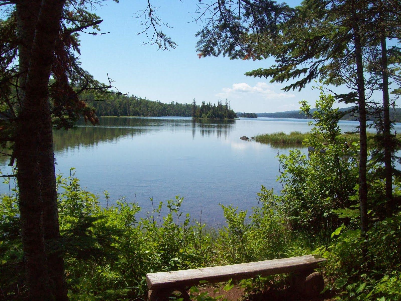 1600x1200 Tattooed Adventure: Isle Royale National Park, Desktop