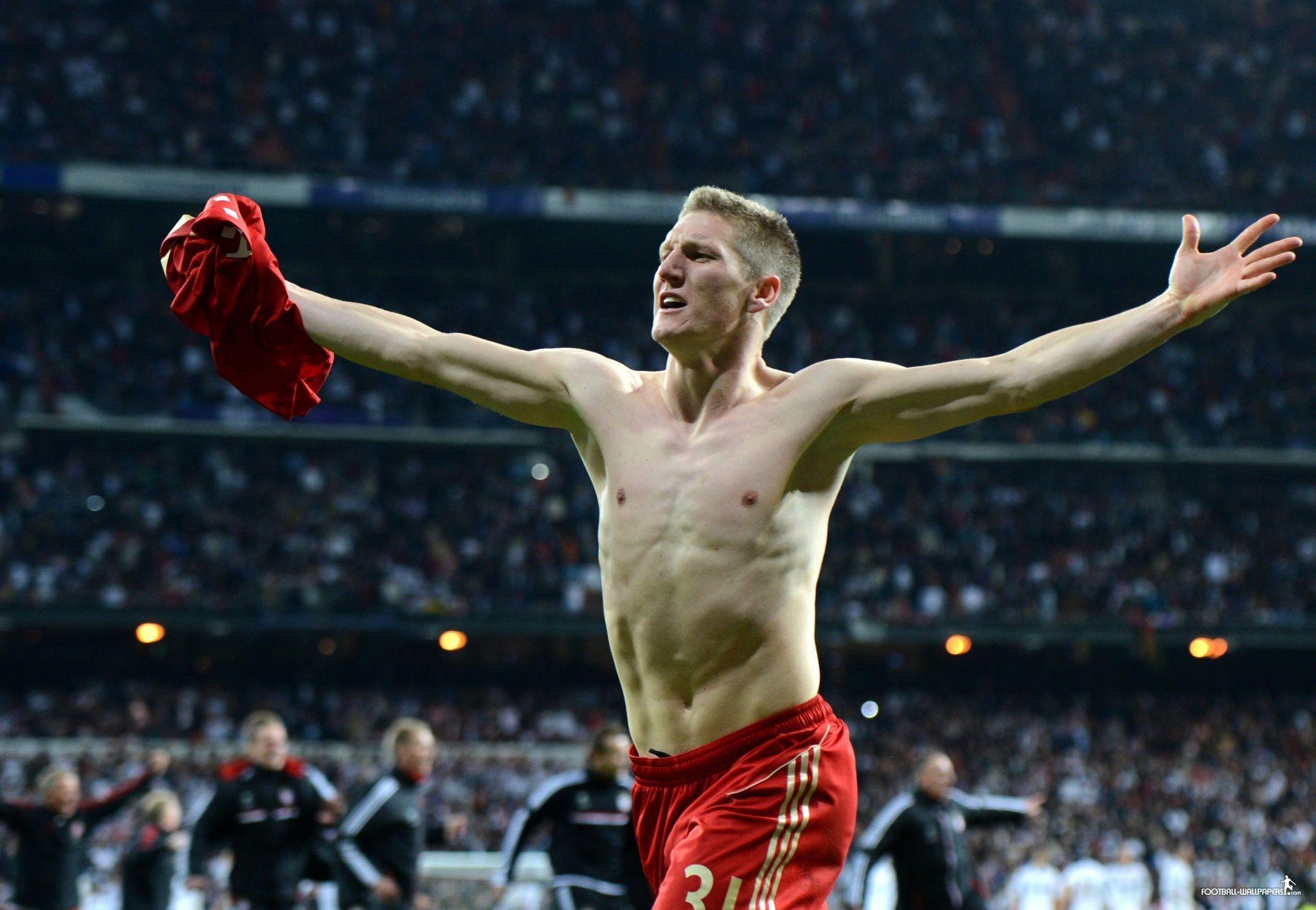 1920x1330 Bastian Schweinsteiger HD Wallpaper, Desktop