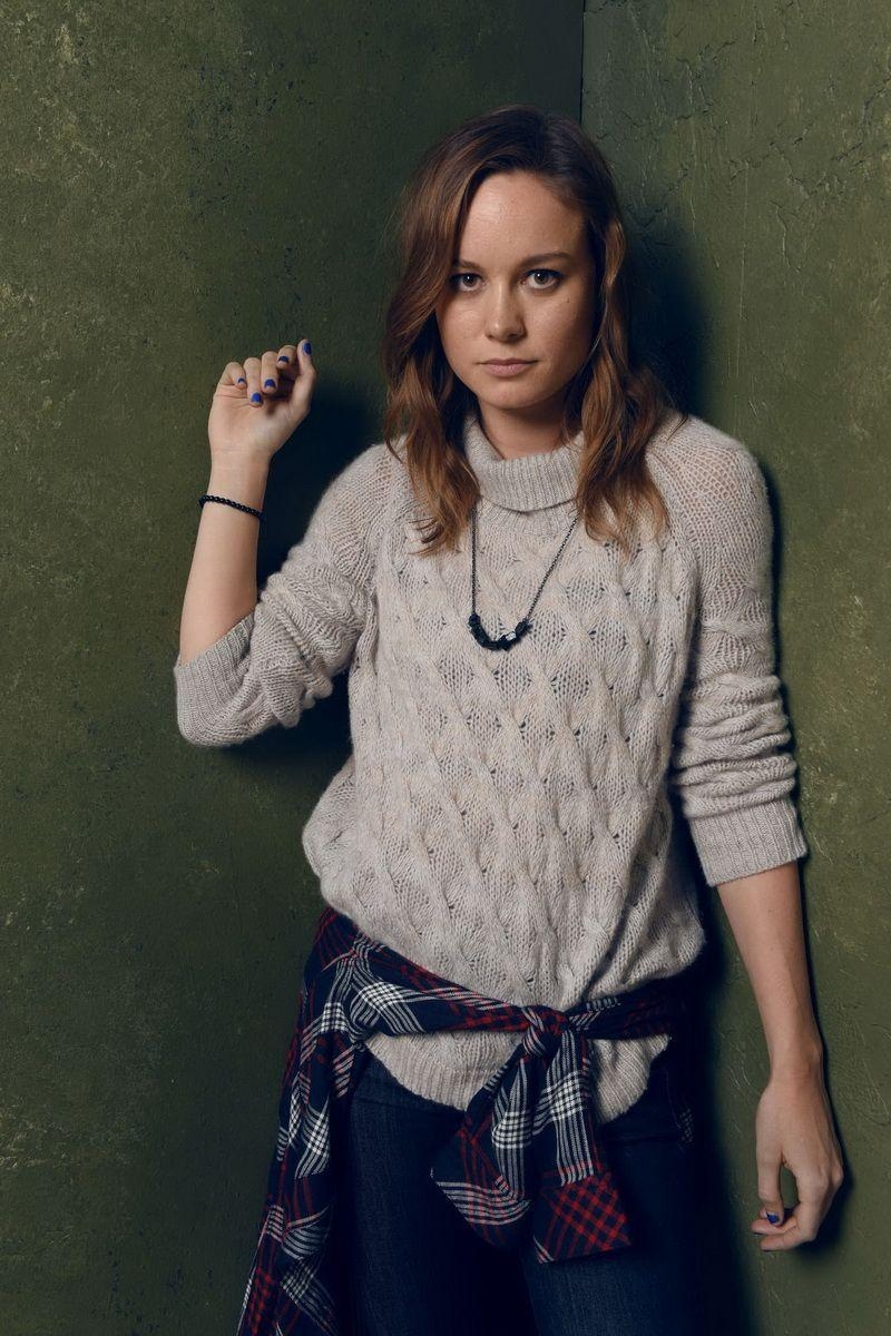 800x1200 Brie Larson Wallpaper High Quality, Phone