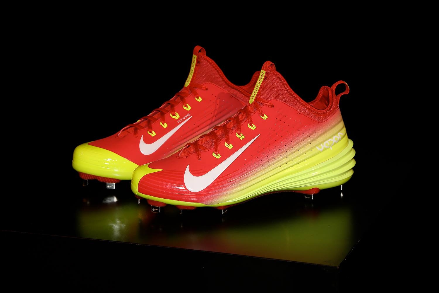 1500x1000 Mike Trout Debuts His New Nike Shoe, Desktop