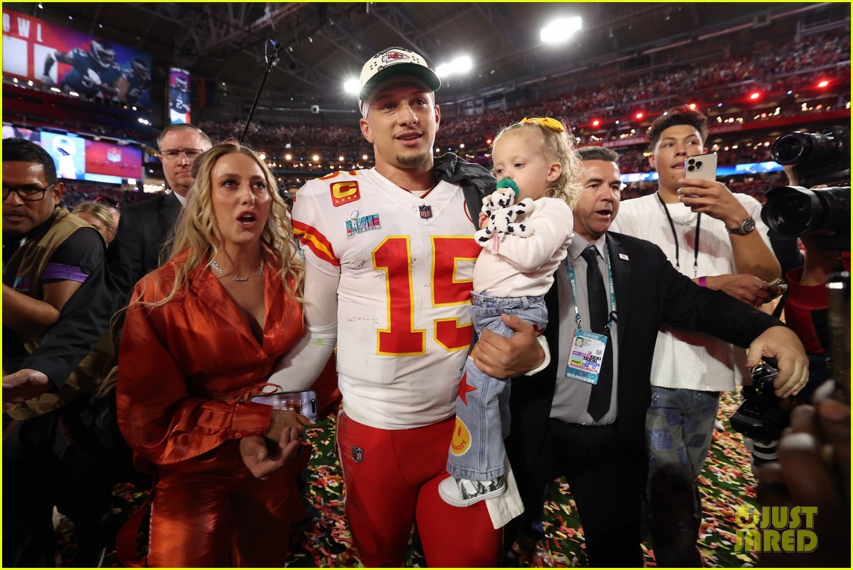 1230x820 Patrick Mahomes Named 2023 Super Bowl MVP: Celebrates Historic Win with Wife Brittany & Daughter Sterling: Photo 4893403 Super Bowl, brittany mahomes, Patrick Mahomes, Sterling Mahomes, Super Bowl Picture, Desktop