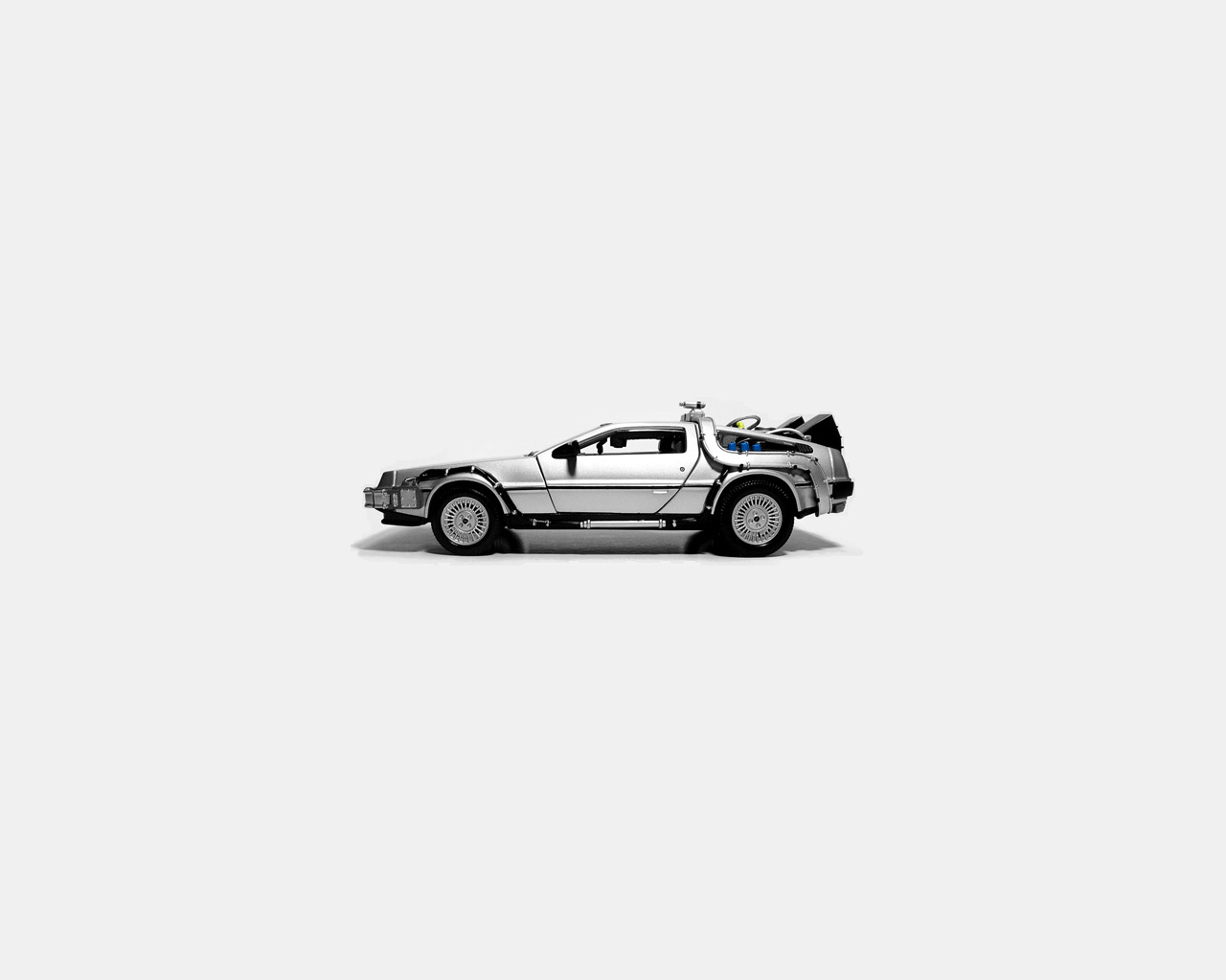 1280x1030 Wallpaper, Back to the Future, Back to the Future II Movies, Back to the Future III Movie, car, Marty McFly, Dr Emmett Brown, minimalism, white, Desktop