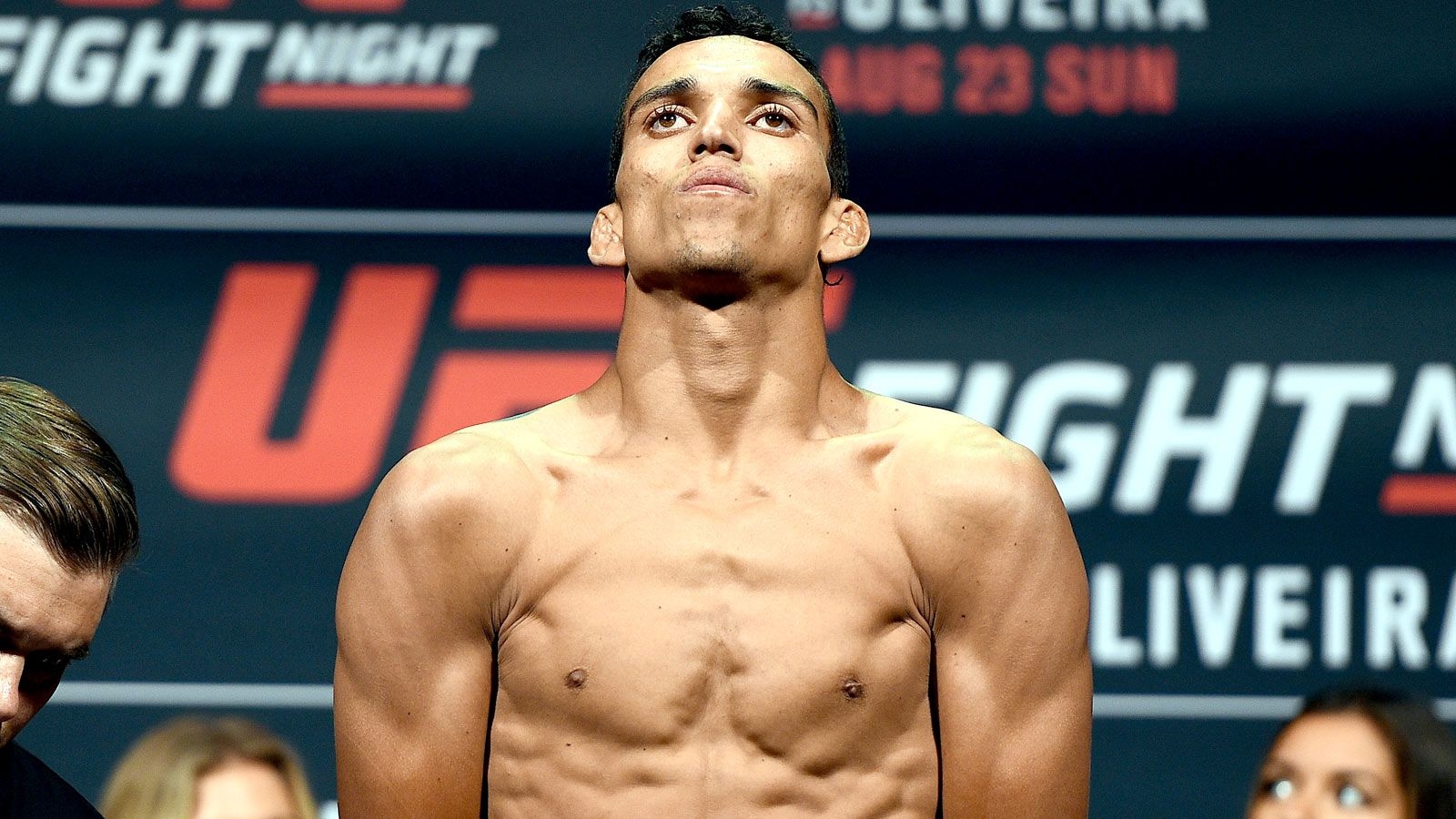 1600x900 Charles Oliveira early test results show no major damage to neck, chest or throat, Desktop