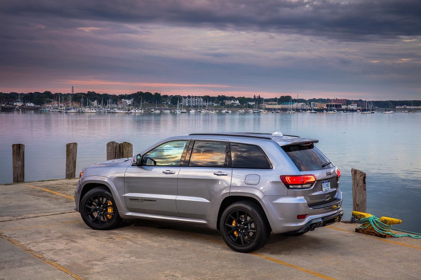 1360x910 Jeep Grand Cherokee Trackhawk Rear Three Quarter Wallpaper 74, Desktop