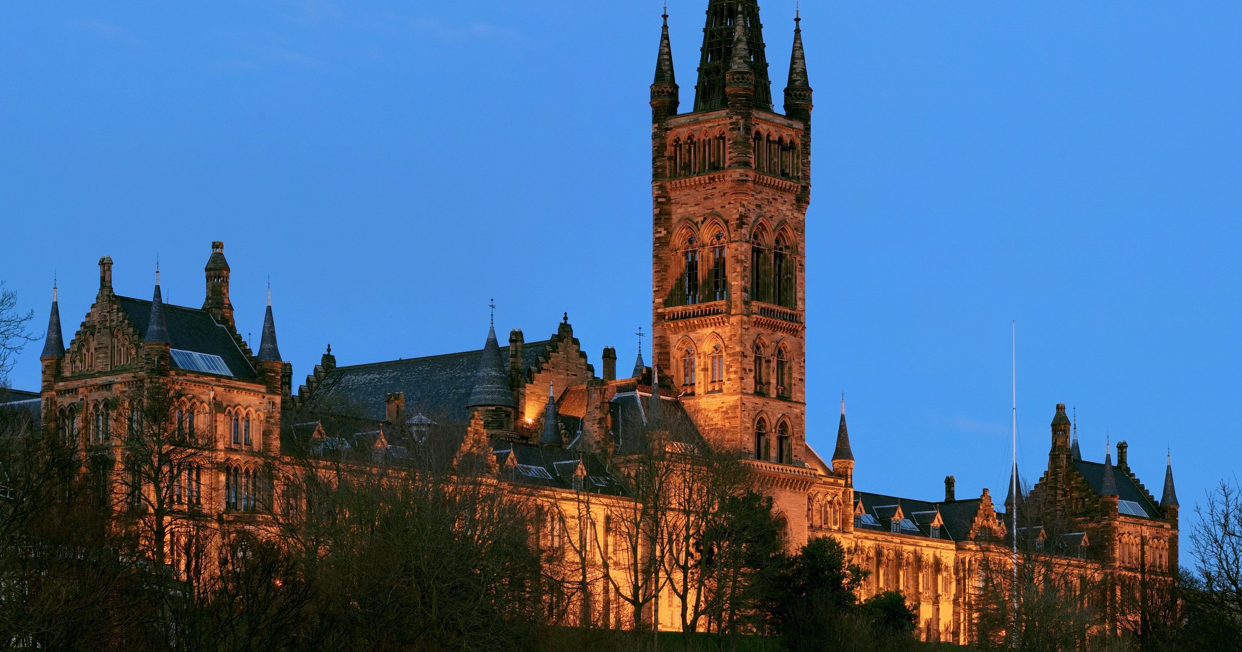 4060x2130 Glasgow soars above Edinburgh in Guardian uni rankings, Desktop