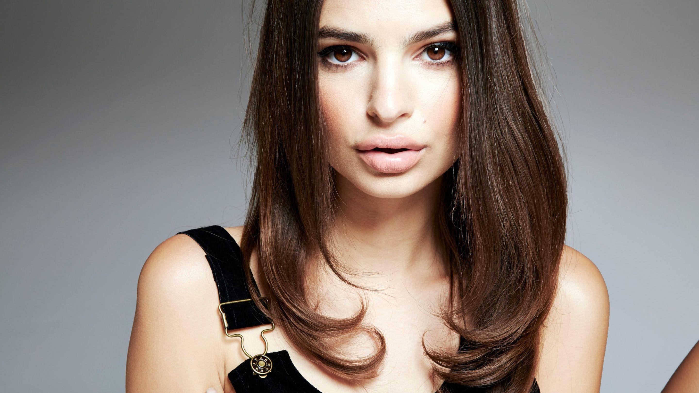 2880x1620 Beautiful HD Emily Ratajkowski Wallpaper, Desktop