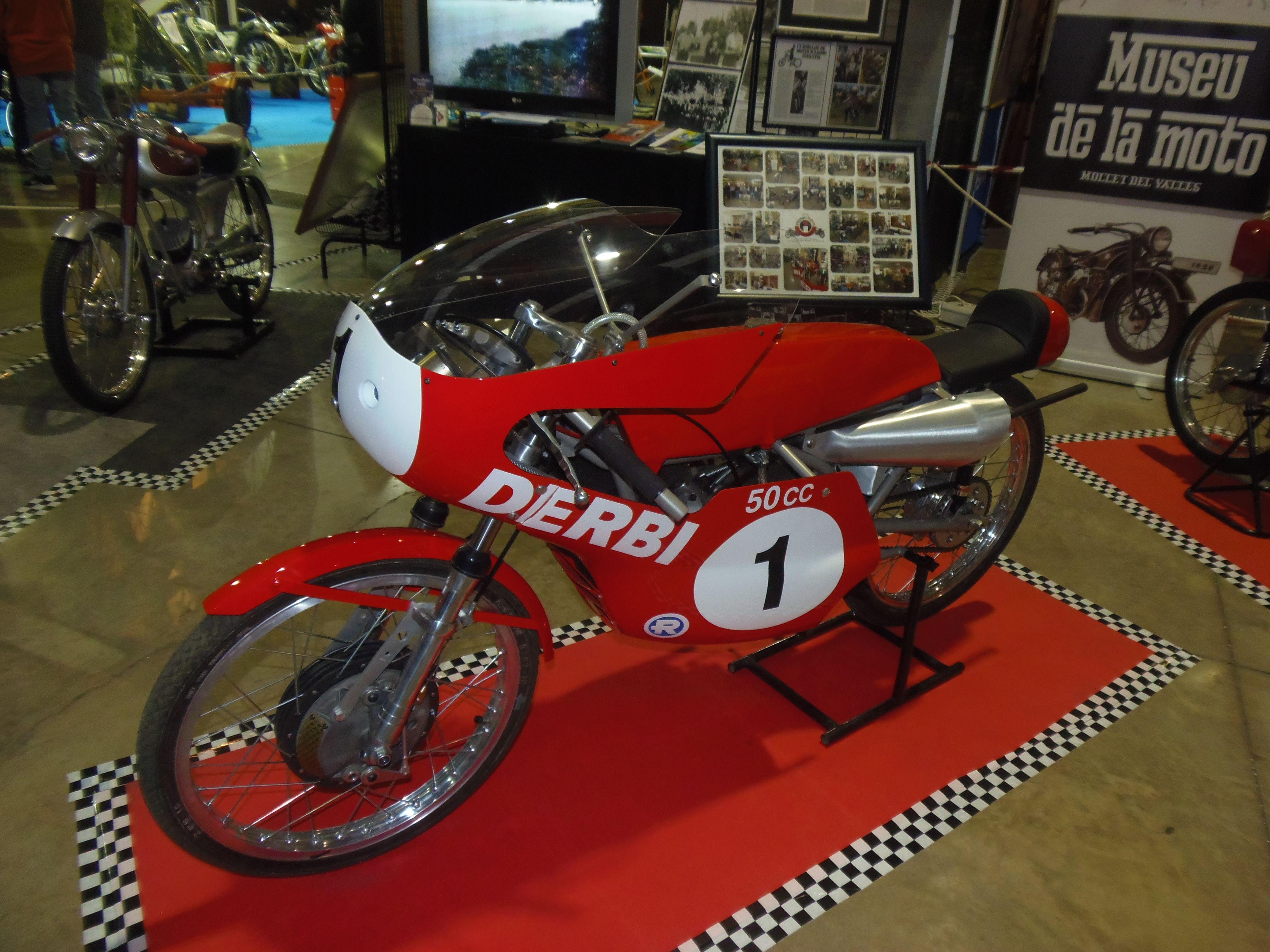 4290x3220 Derbi 50cc GP 1969 World Champion Angel Nieto, Desktop