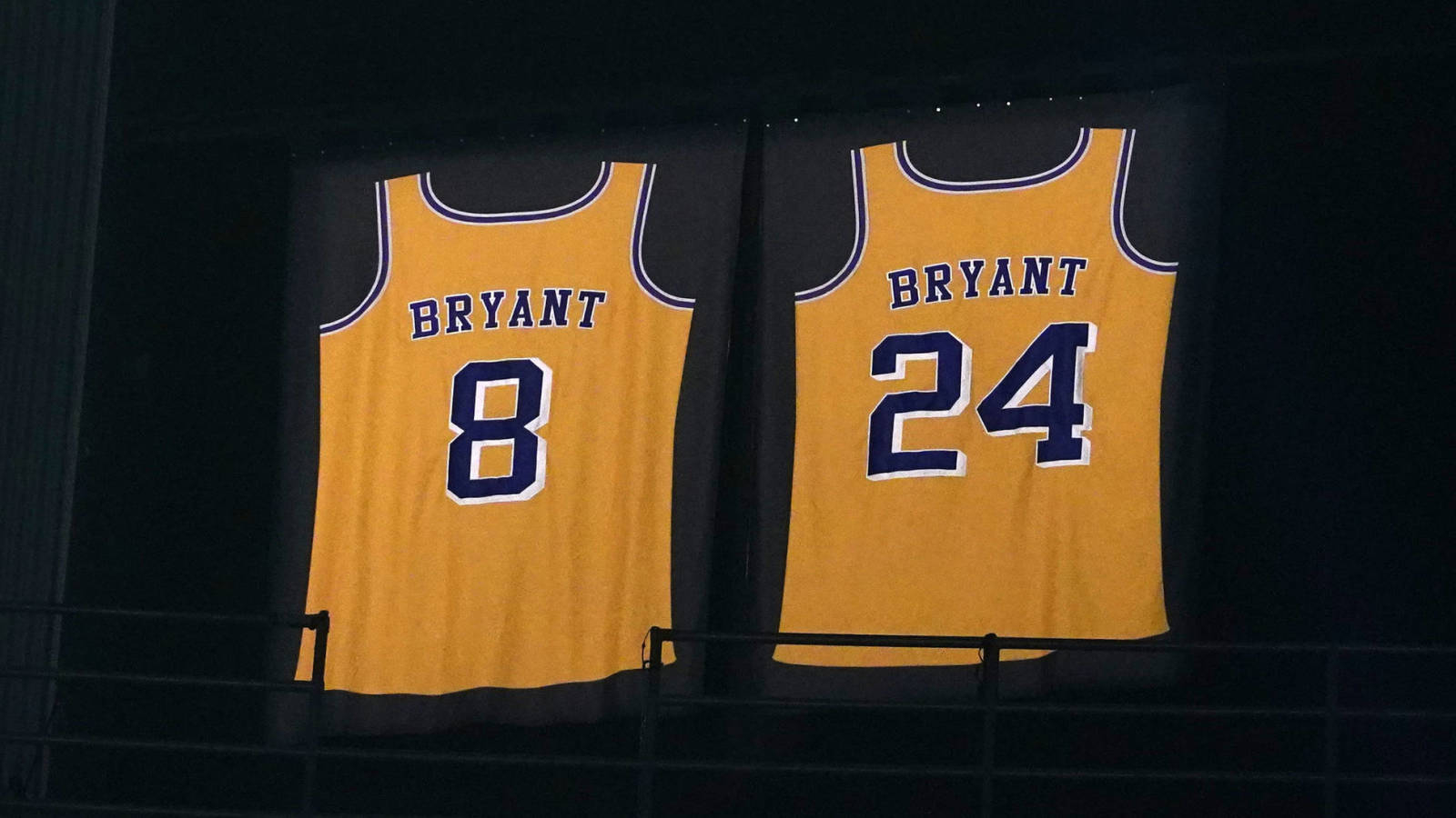 1600x900 Vanessa Bryant posts touching tribute on anniversary of Kobe's jersey retirement, Desktop