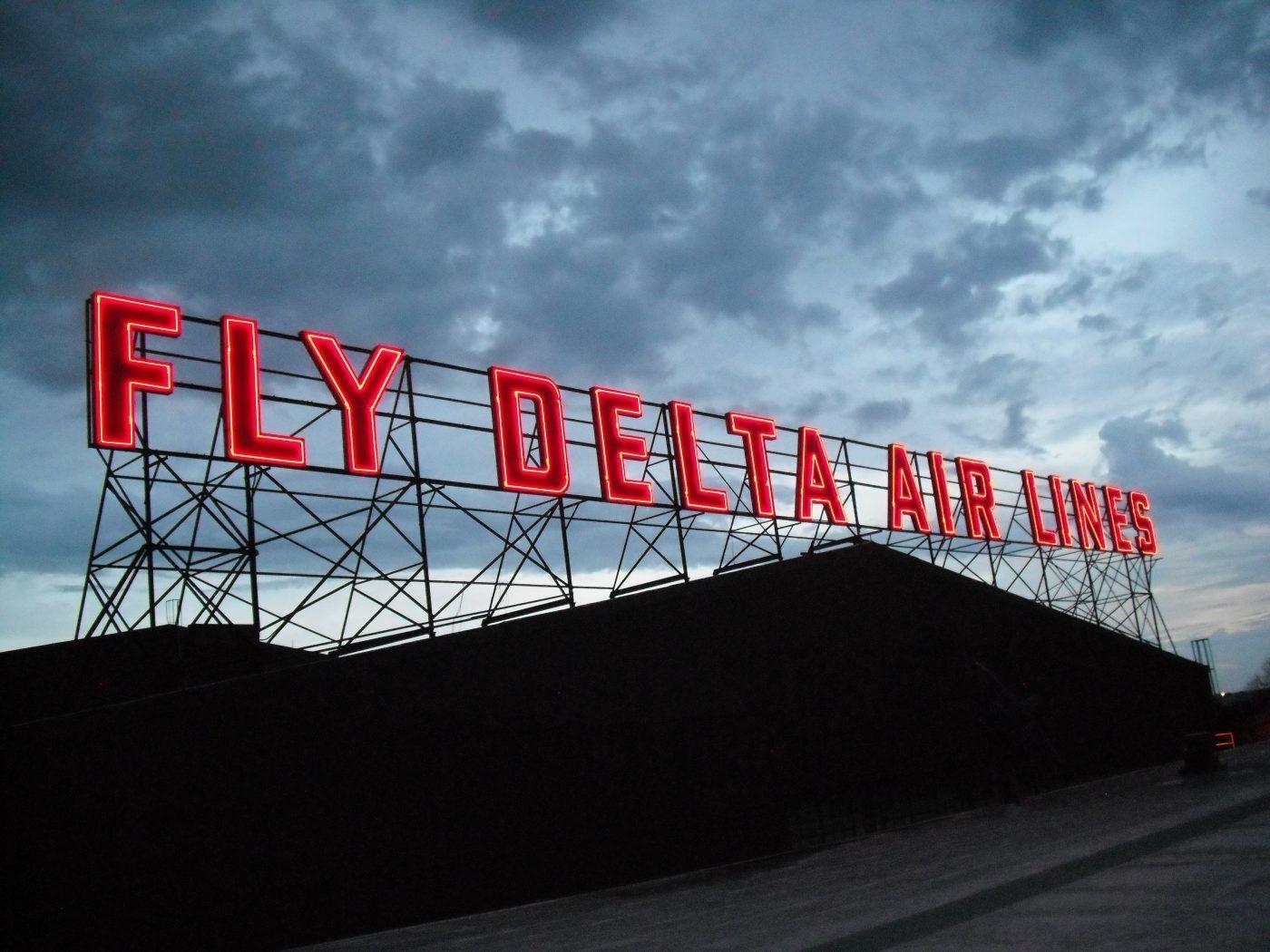 1400x1050 Easy Ways To Earn (and Spend) Delta Miles, Desktop