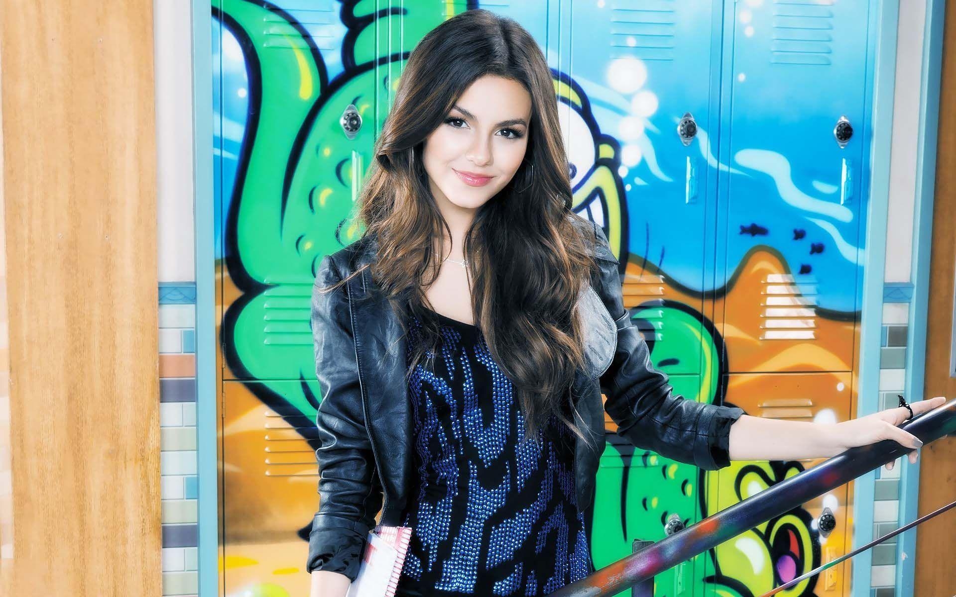 1920x1200 Beautiful Victoria Justice Wallpaper. HD Hollywood Actresses, Desktop