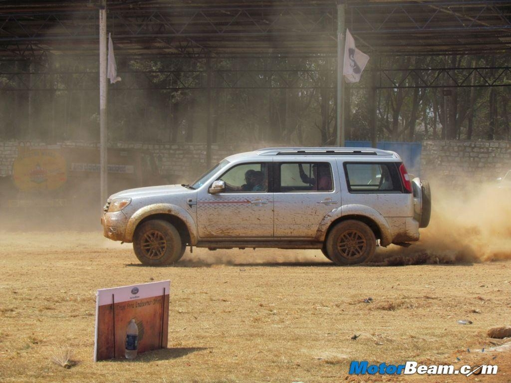 1030x770 Ford Endeavour Flaunts Its Off Road Skills In Bangalore, Desktop