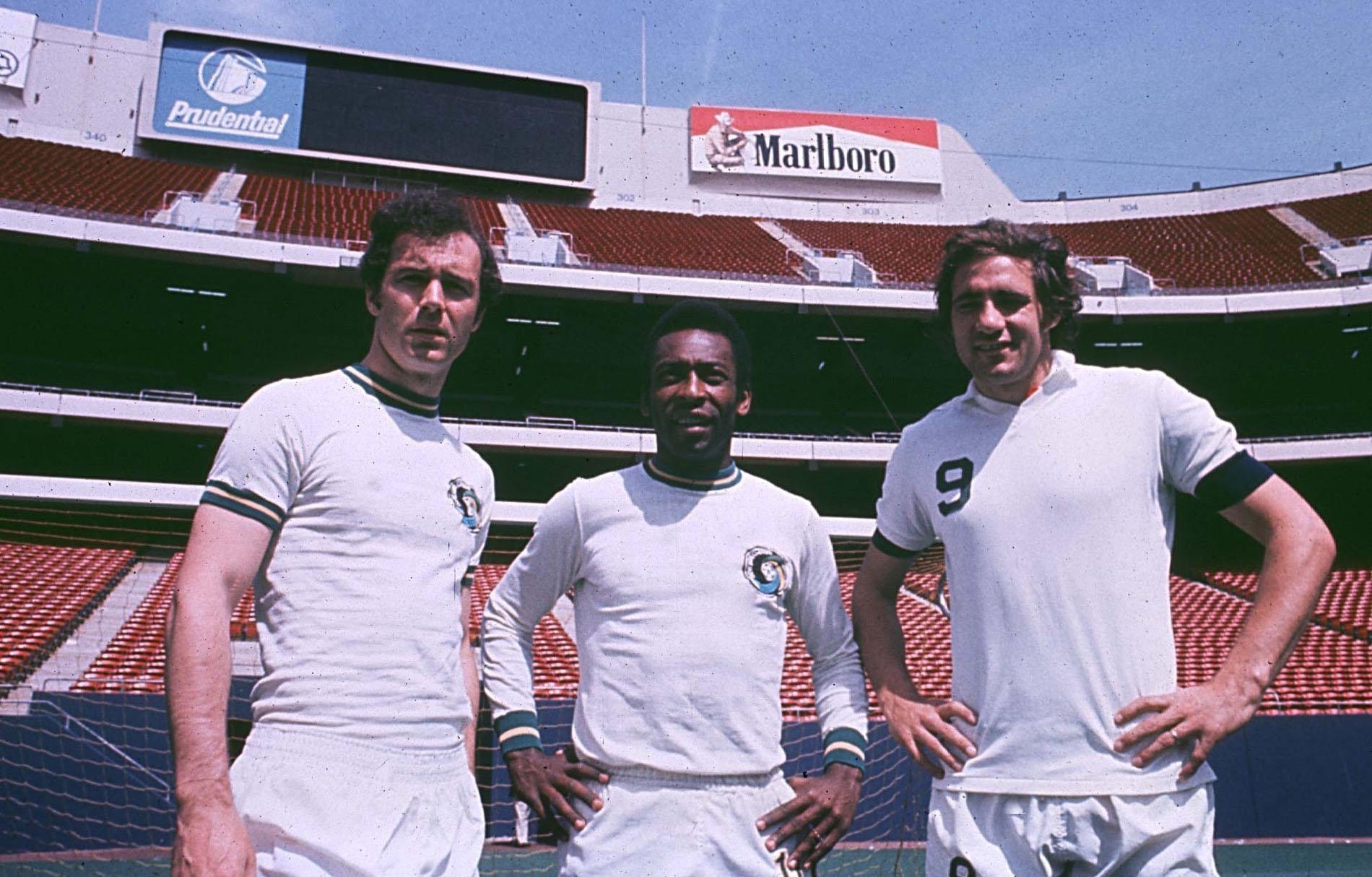 1900x1220 Once in a Lifetime: The Extraordinary Story of the New York Cosmos, Desktop