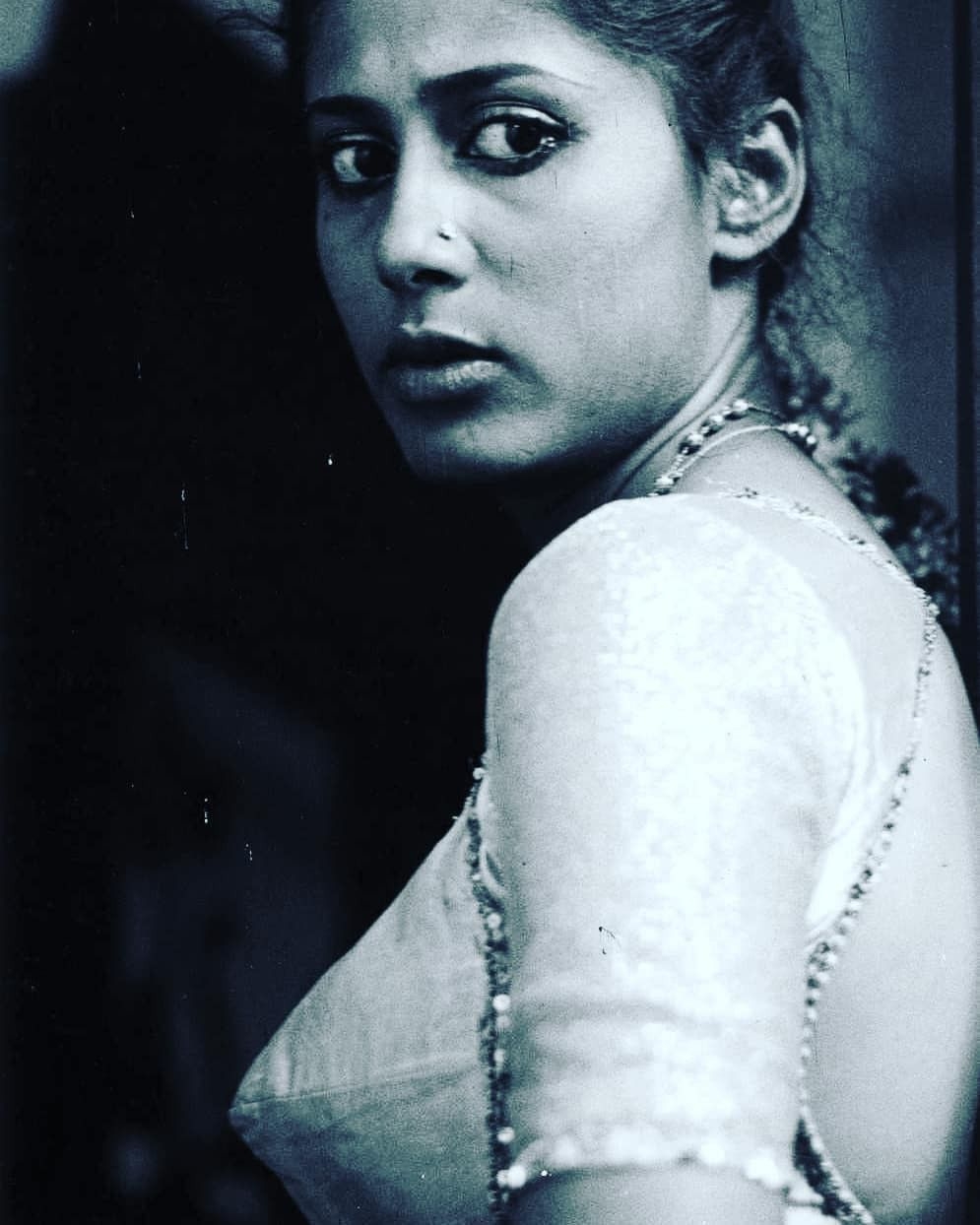 1000x1250 Smita Patil in film Chakra.. Film, Skin, Beauty, Phone