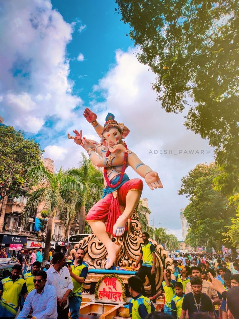 770x1030 You Can't Miss These 14 Gorgeous Ganpati Picture Straight From Mumbai's Ganesh Chaturthi Pandals!, Phone