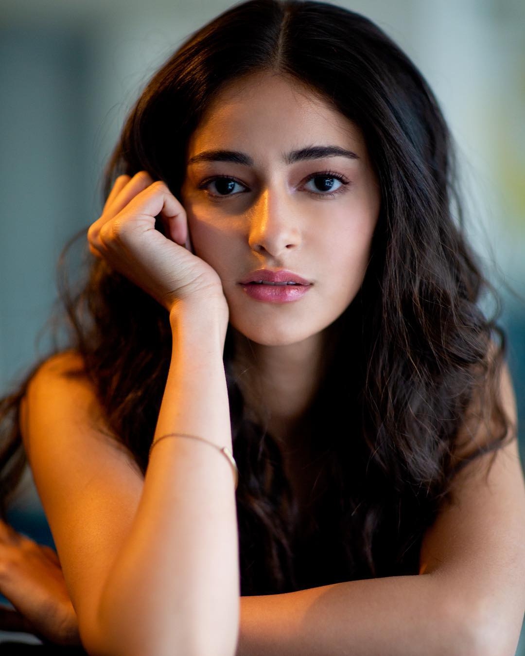 1080x1350 Ananya Panday, Phone