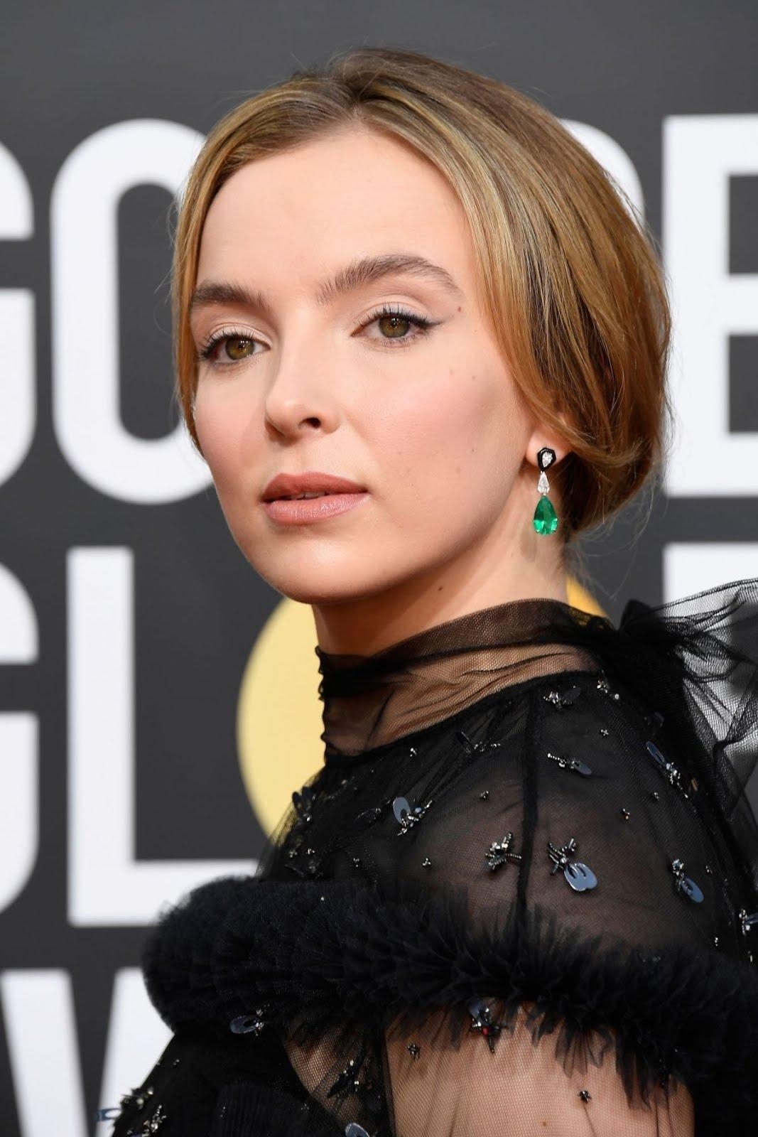 1070x1600 Golden Globe Awards: Jodie Comer looks so hot in Black Dress, Phone