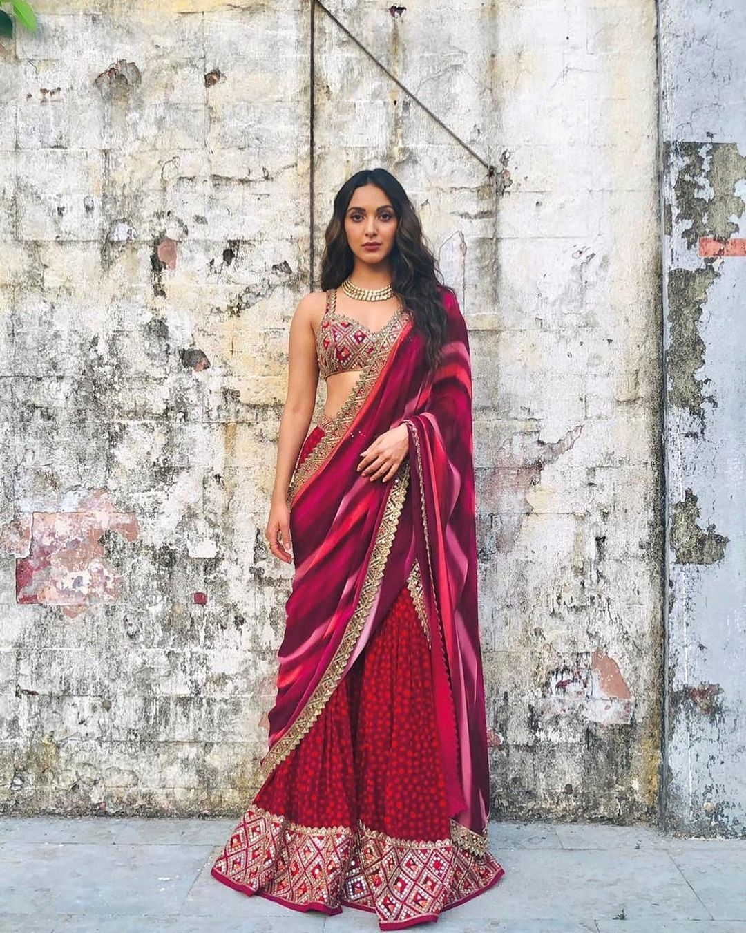 1080x1350 PICS INSIDE Kiara Advani redefines oomph in red saree; fans call her 'queen', Phone