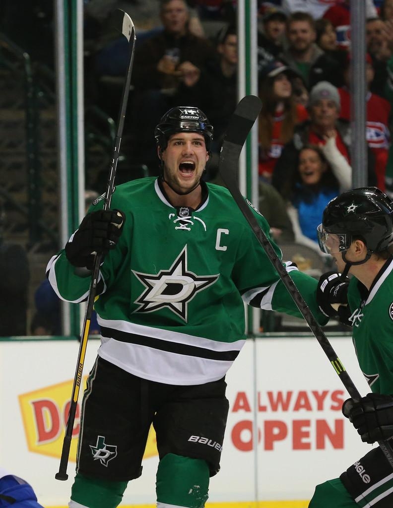 800x1030 Jamie Benn Photo Canadiens v Dallas Stars of 657, Phone