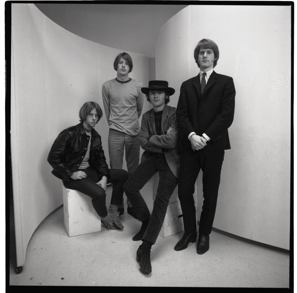 1030x1020 The Byrds Look Through Their Back Pages in Stunning New Photo Book, Desktop