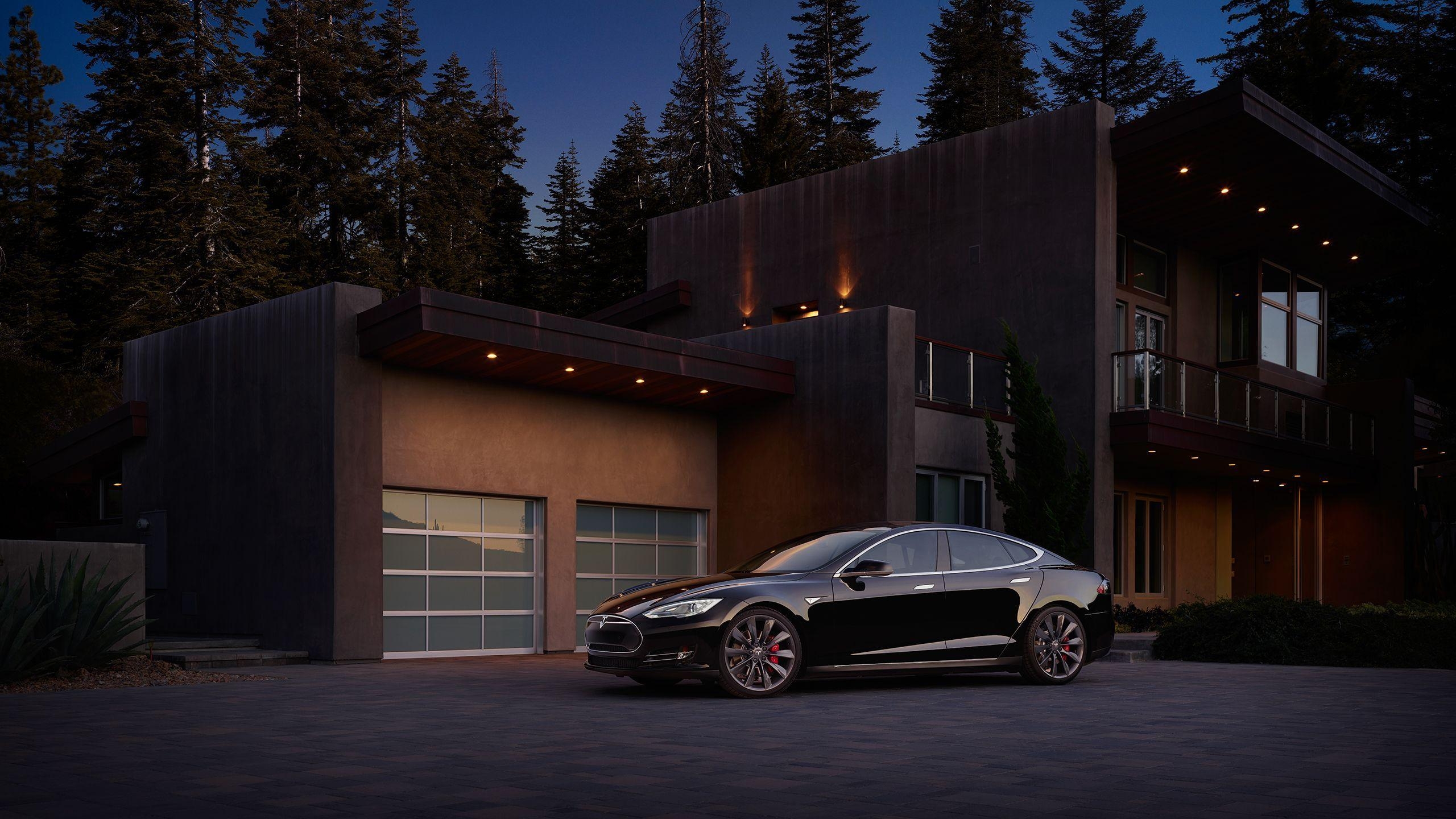 2560x1440 Wallpaper Wednesday: Tesla Model S, Desktop