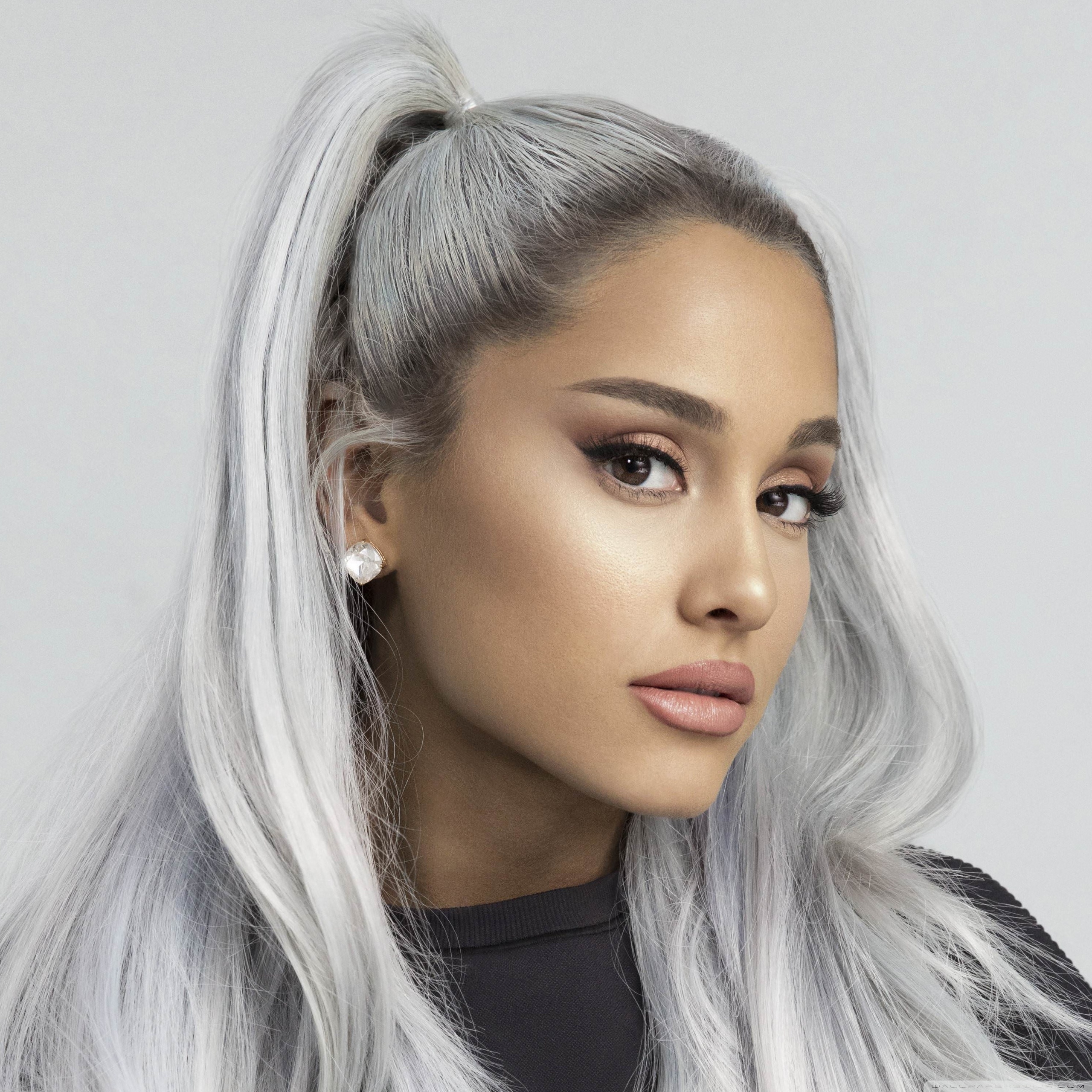 2560x2560 Ariana Grande Aesthetic Ultra HD Desktop Background, Phone